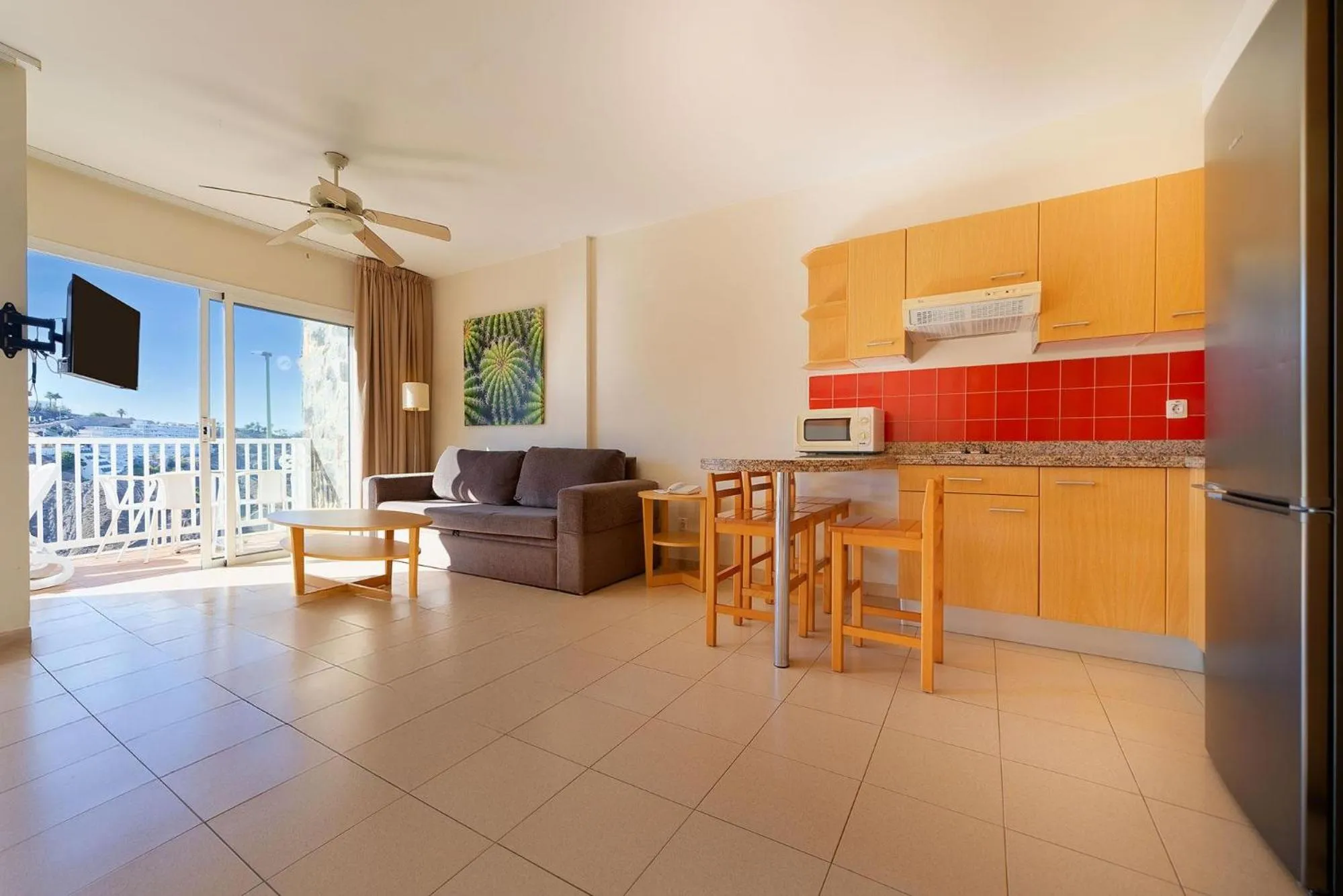 Photo of the whole room in Servatur Altamadores