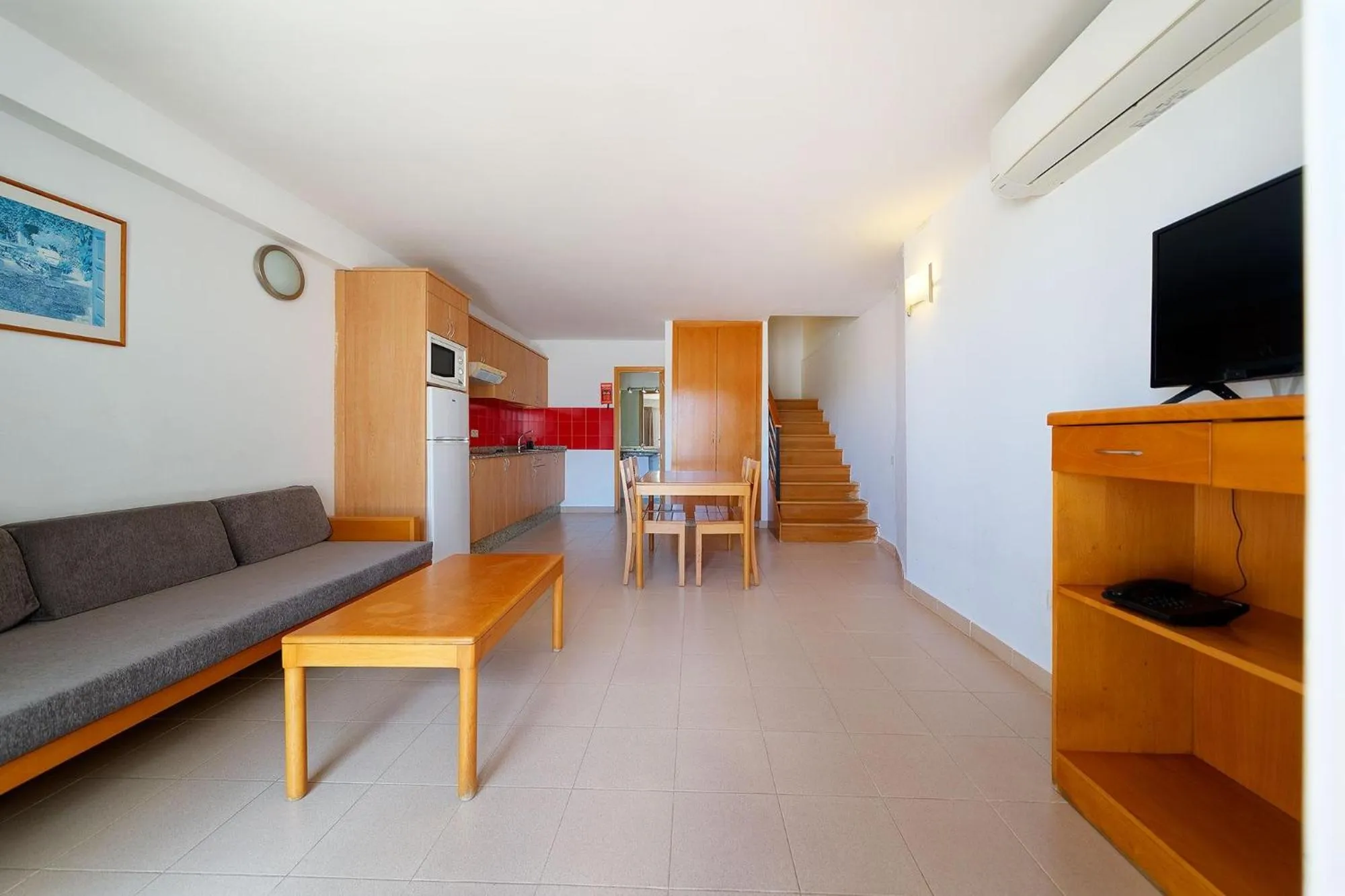 Photo of the whole room in Servatur Altamadores