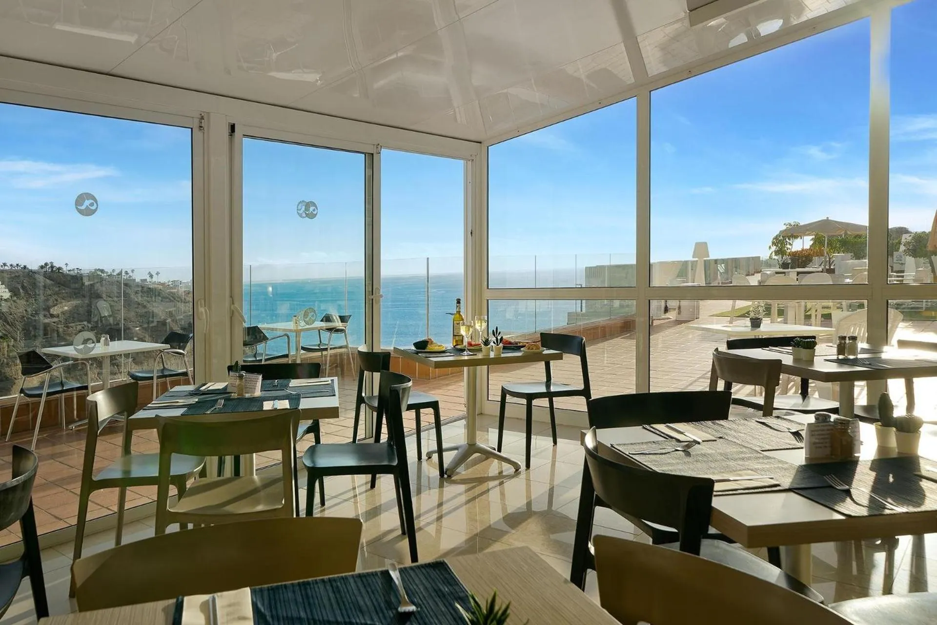 Restaurant/places to eat in Servatur Altamadores