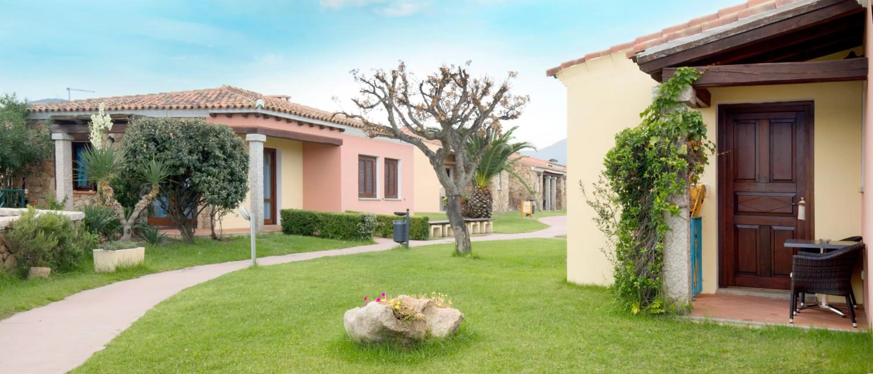 Garden view in Li Suari Club Village