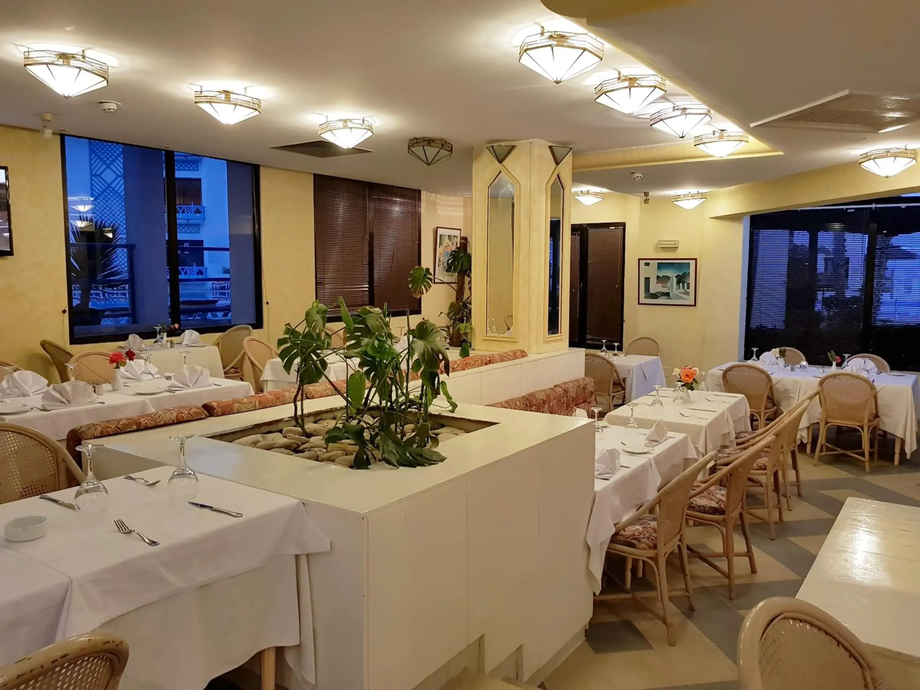 Restaurant/places to eat in L'Orient Palace Resort and Spa Restaurant/places to eat in L'Orient Palace Resort and Spa