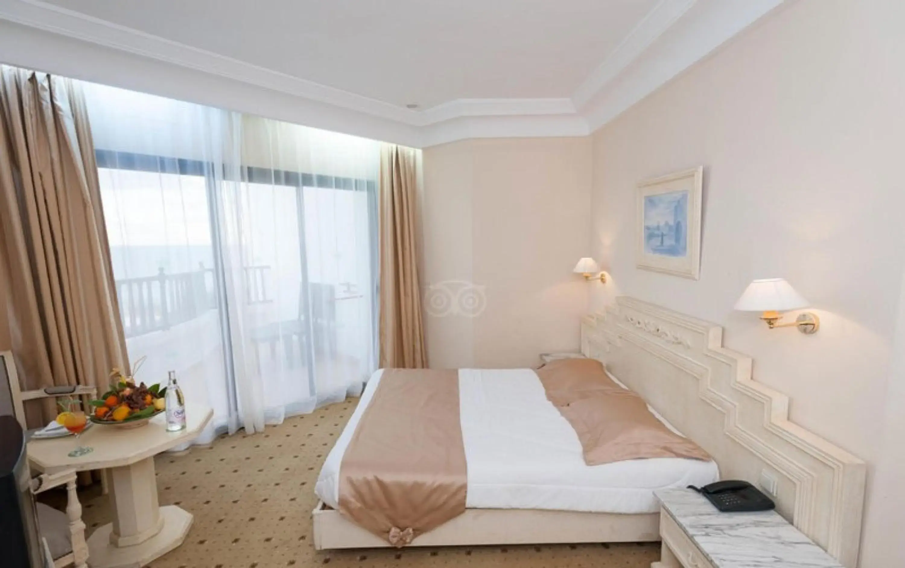 Bedroom, Bed in L'Orient Palace Resort and Spa Bedroom, Bed in L'Orient Palace Resort and Spa