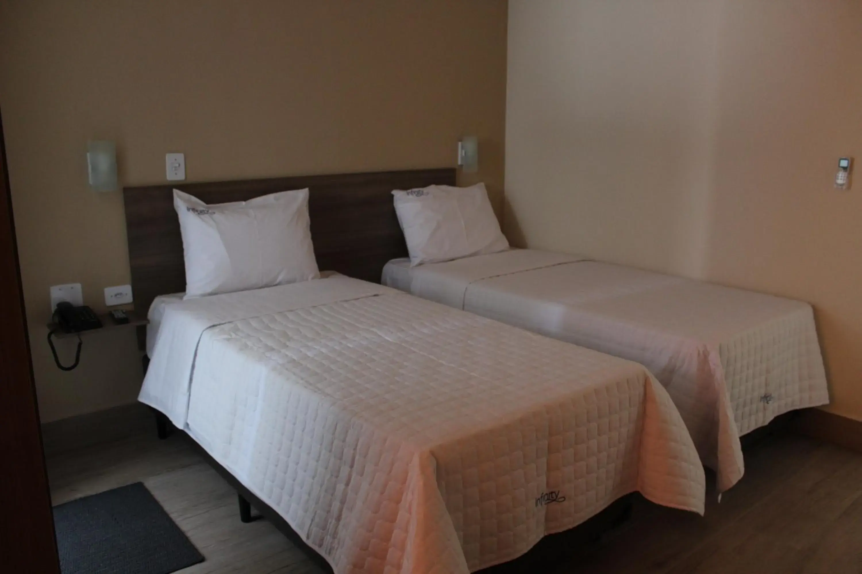 Bedroom, Bed in Hotel Infinity Bedroom, Bed in Hotel Infinity