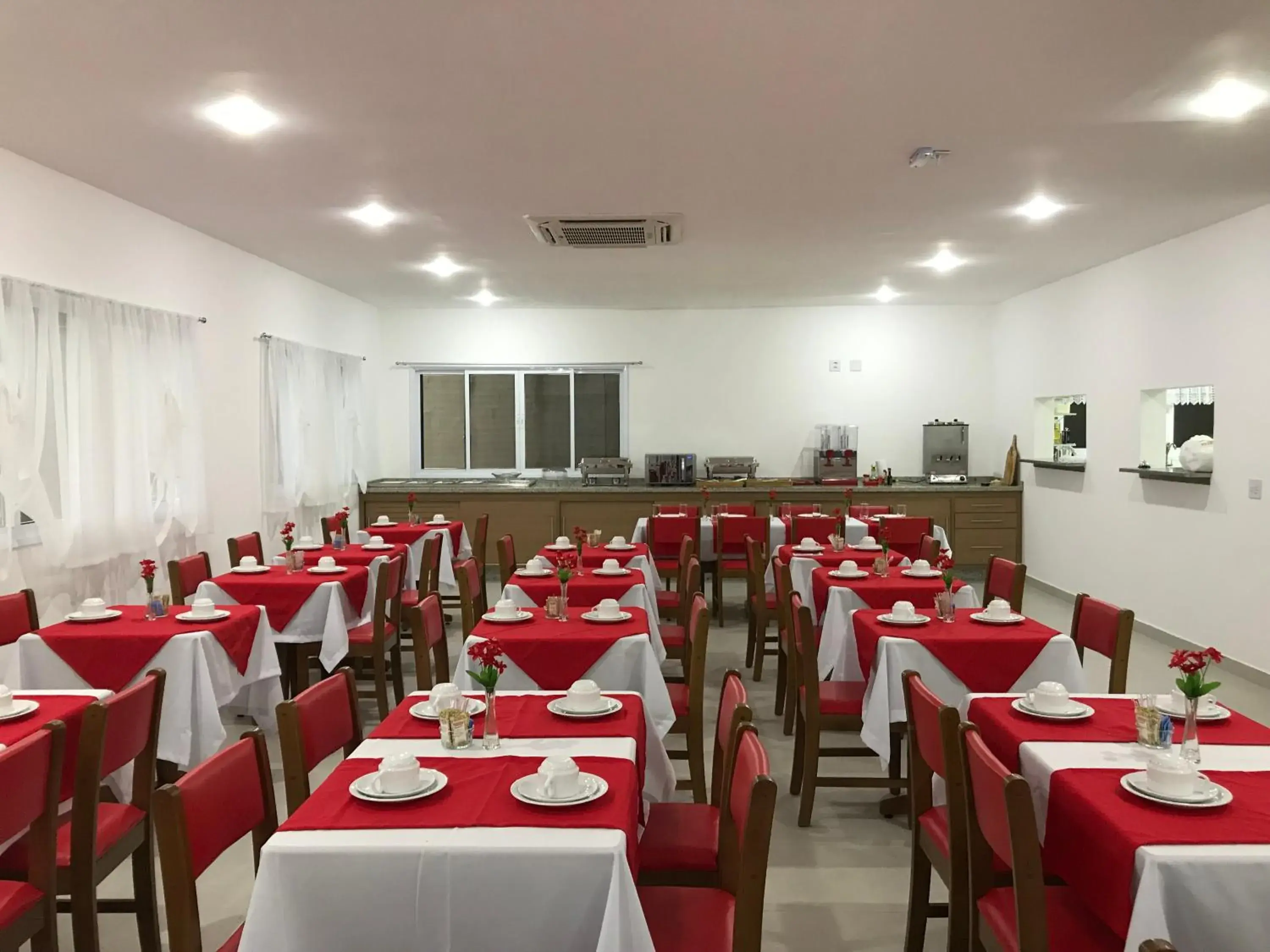 Restaurant/places to eat in Hotel Infinity Restaurant/places to eat in Hotel Infinity