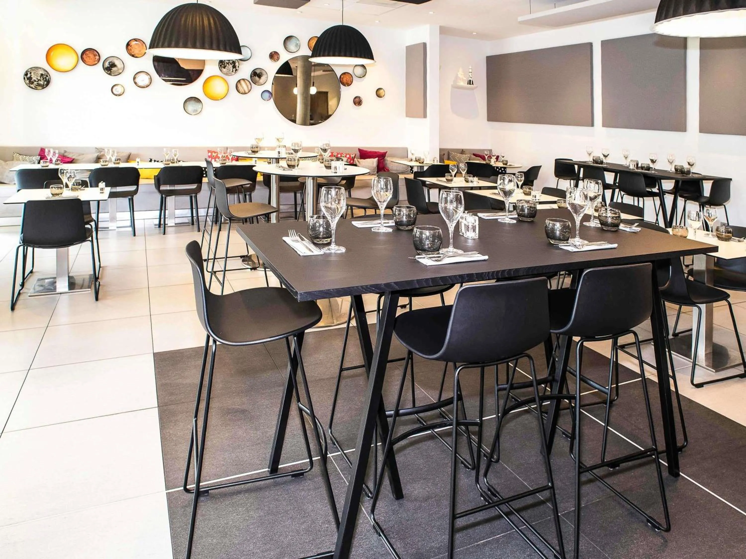 Restaurant/places to eat in ibis Styles Toulouse Cite Espace