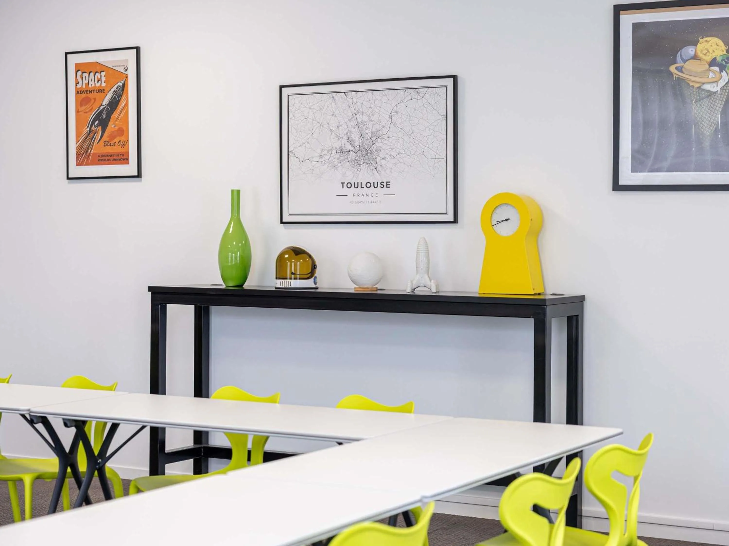 Meeting/conference room in ibis Styles Toulouse Cite Espace