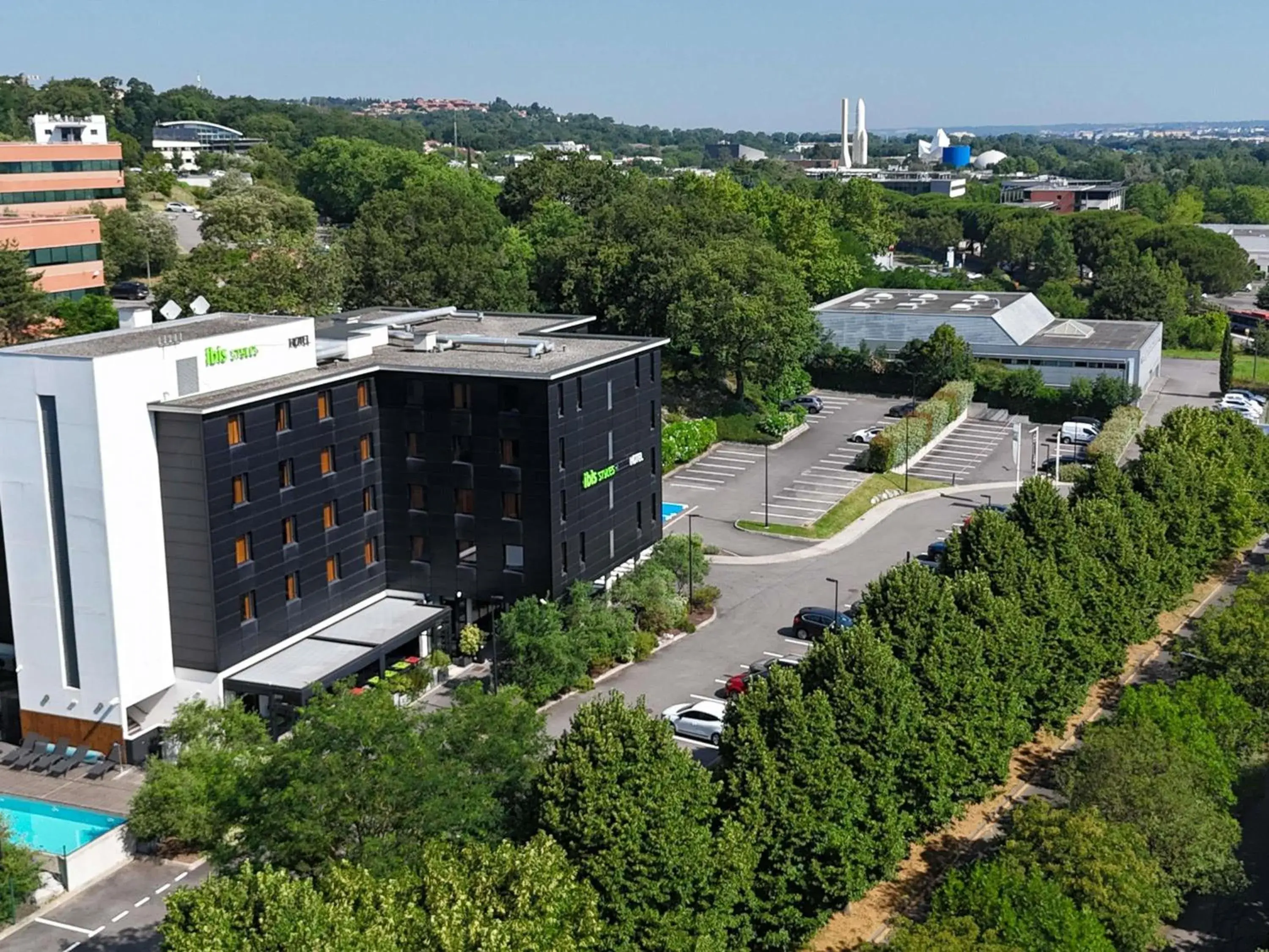 Property building in ibis Styles Toulouse Cite Espace Property building in ibis Styles Toulouse Cite Espace