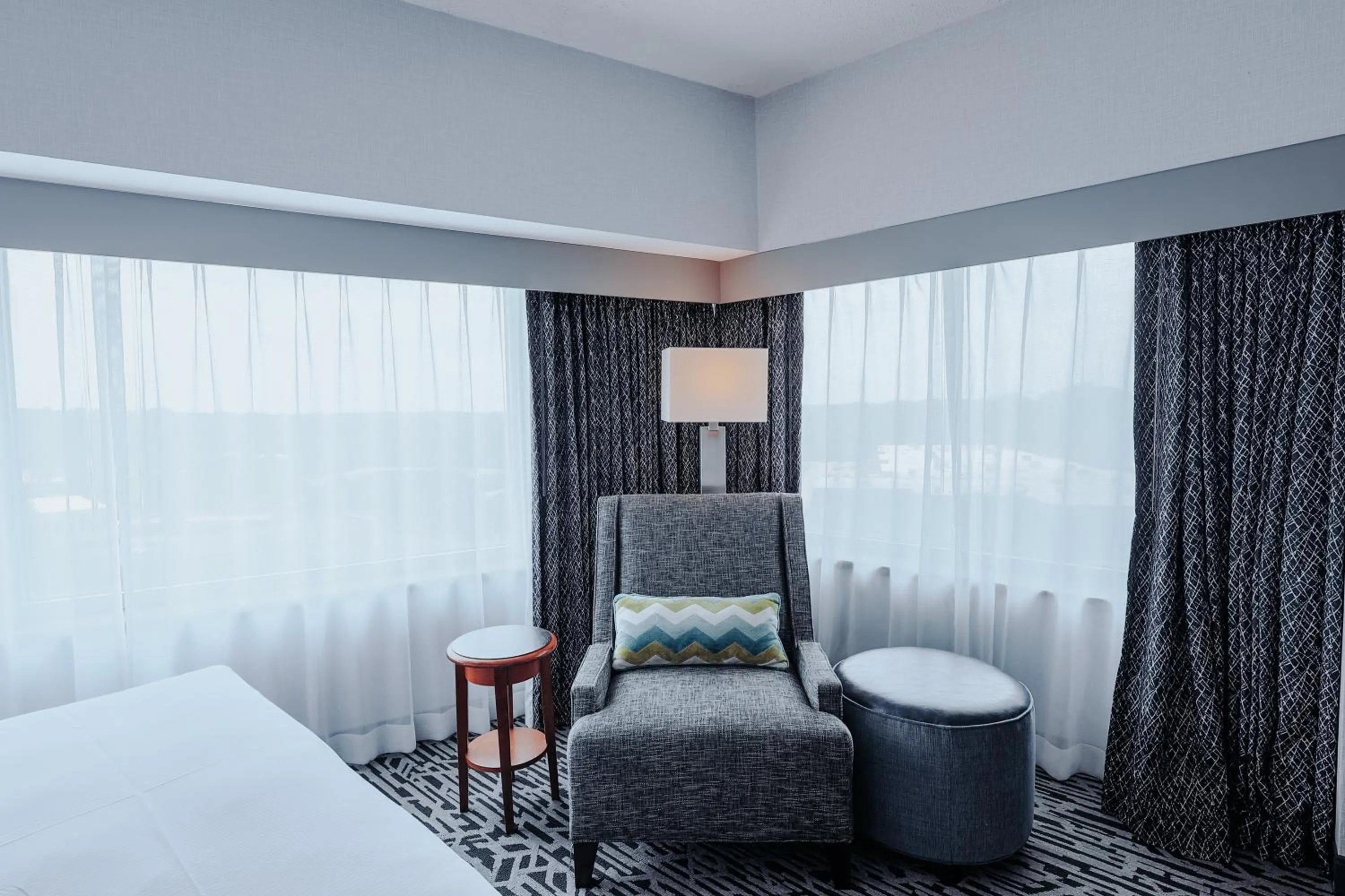 Bed in DoubleTree Suites by Hilton Hotel & Conference Center Chicago-Downers Grove