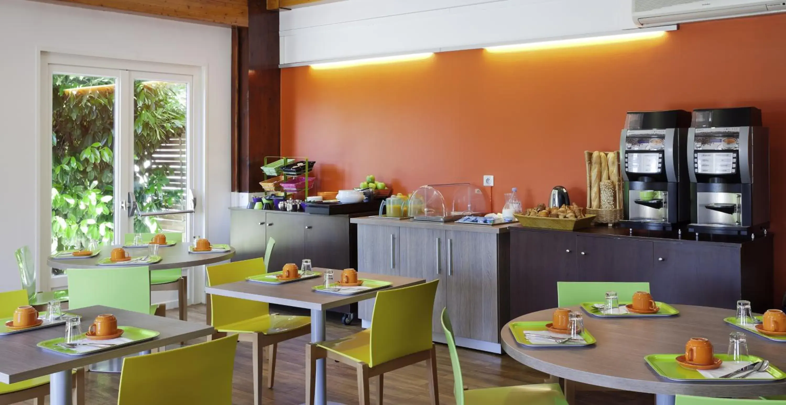 Restaurant/places to eat in ibis Styles Périgueux Trélissac Restaurant/places to eat in ibis Styles Périgueux Trélissac