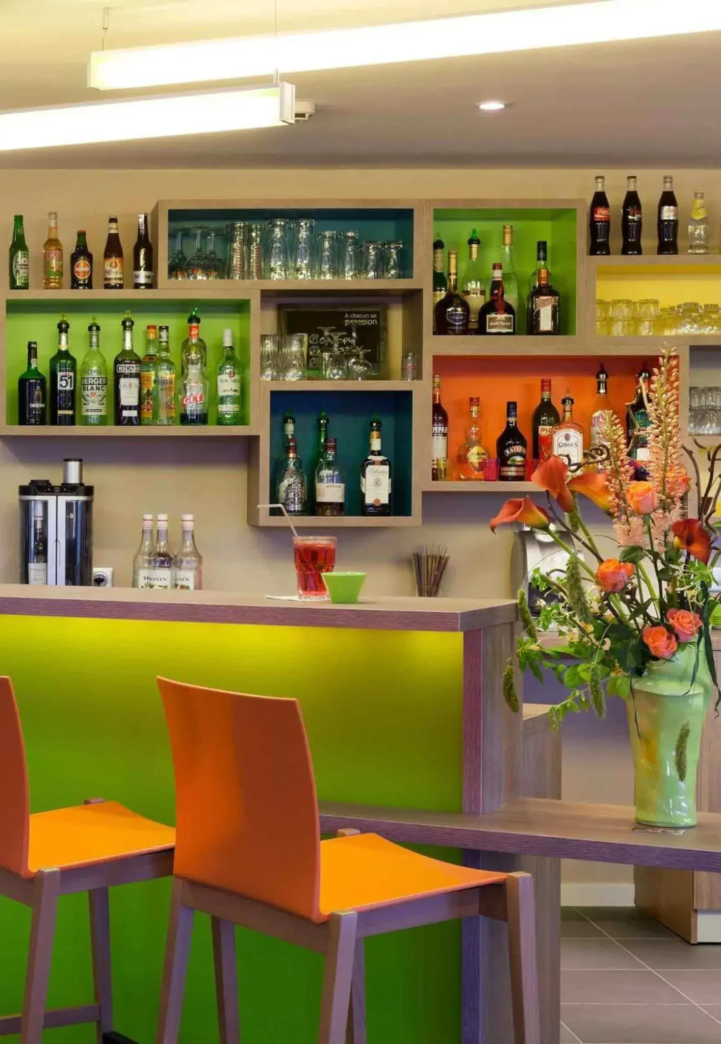 Lounge or bar in ibis Styles Périgueux Trélissac Lounge or bar in ibis Styles Périgueux Trélissac