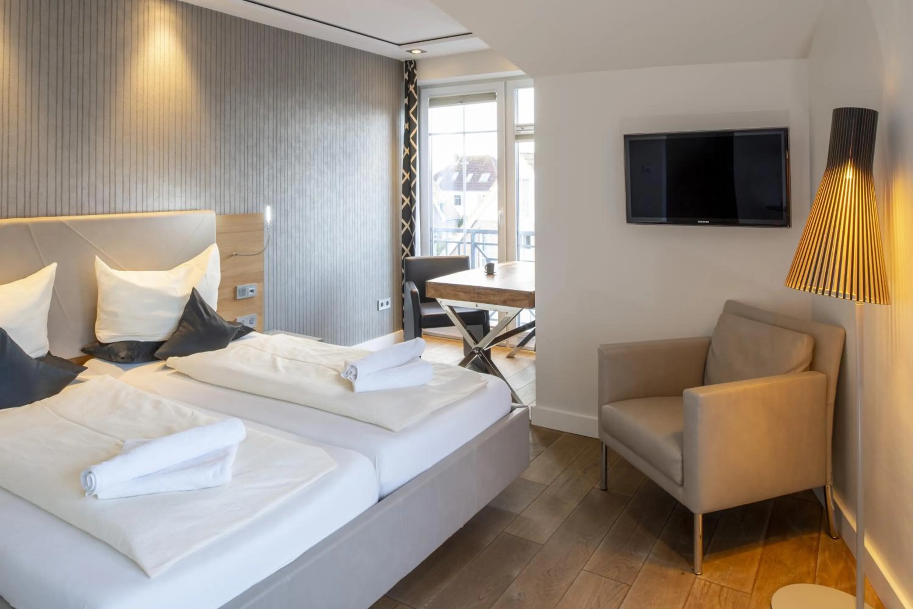 Photo of the whole room, Bed in Logierhus Langeoog