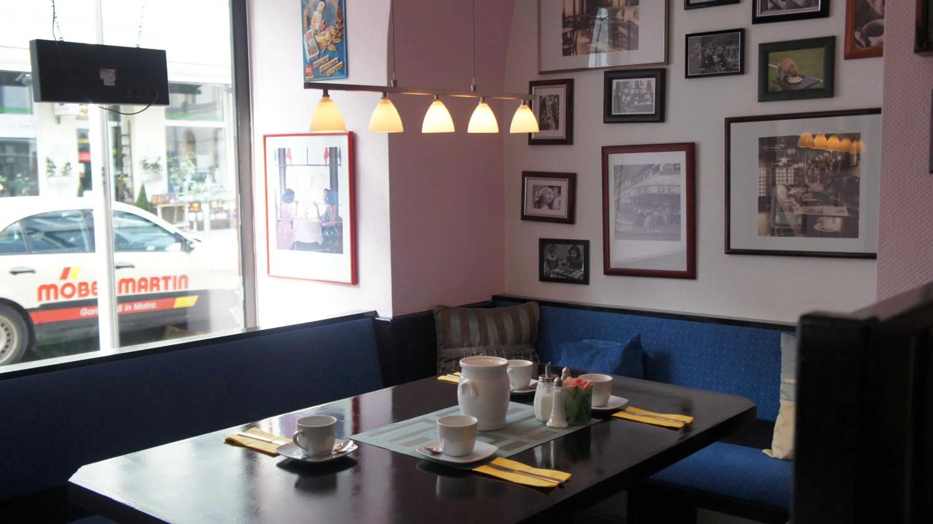 Restaurant/places to eat in Hotel Jägerhof