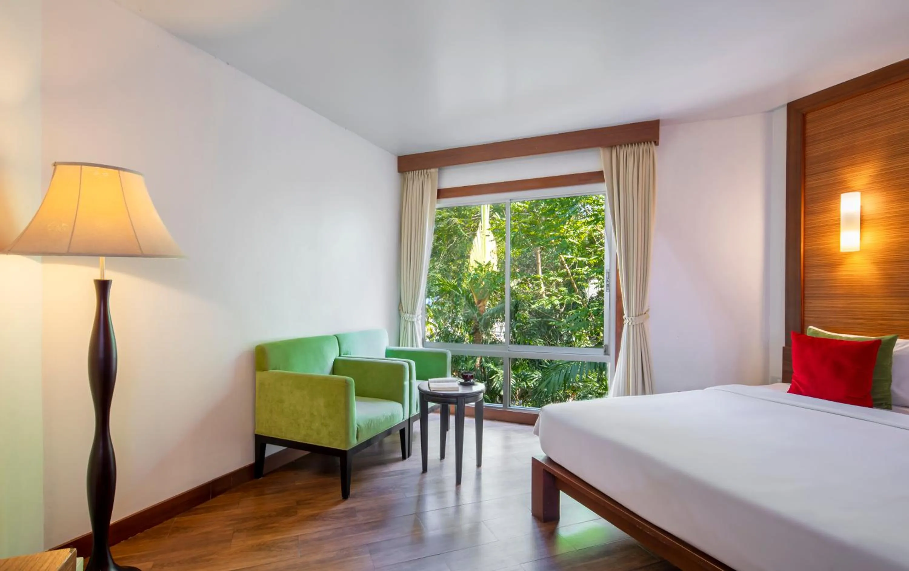 Photo of the whole room, Bed in Samed Pavilion Resort