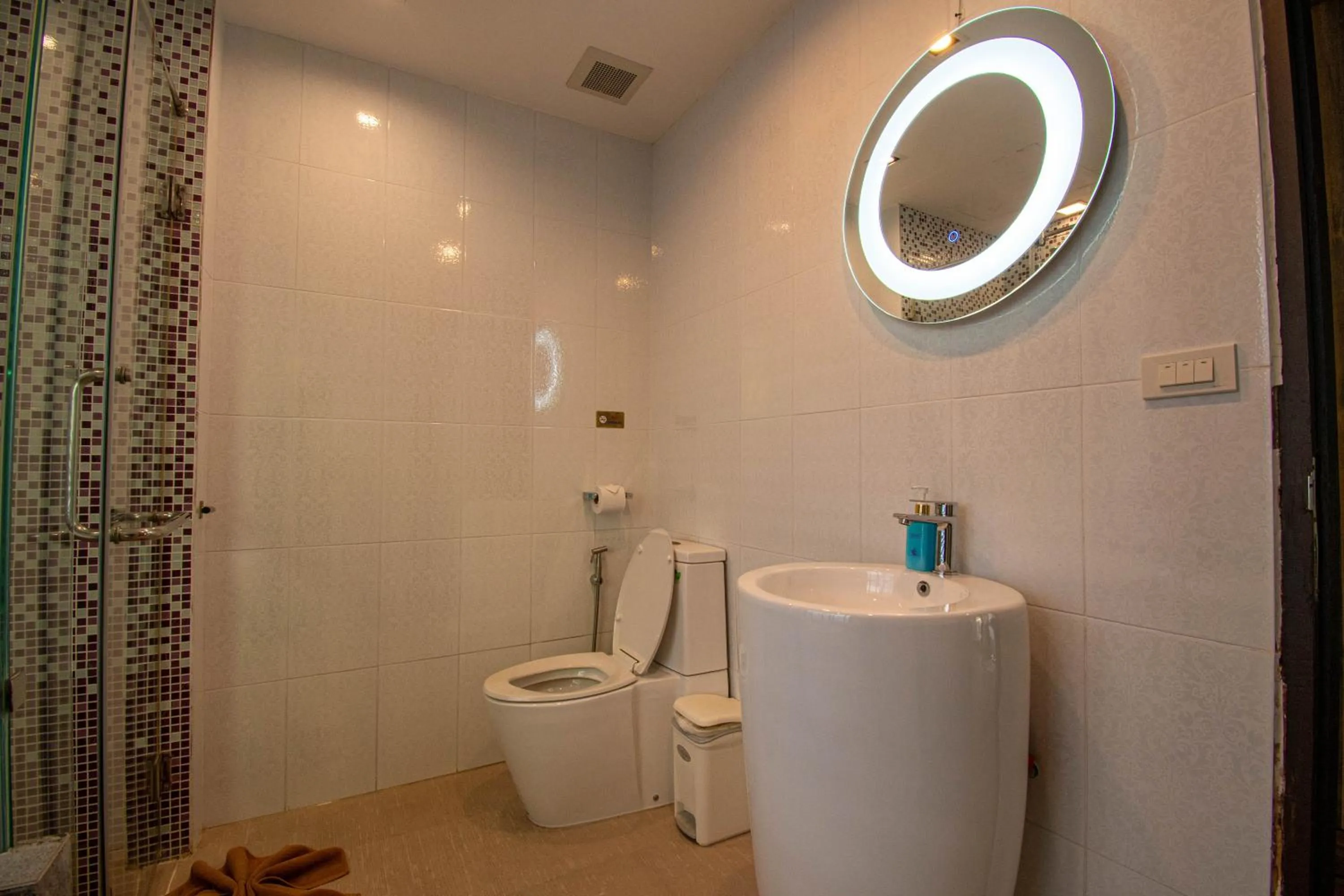Bathroom in Samed Pavilion Resort