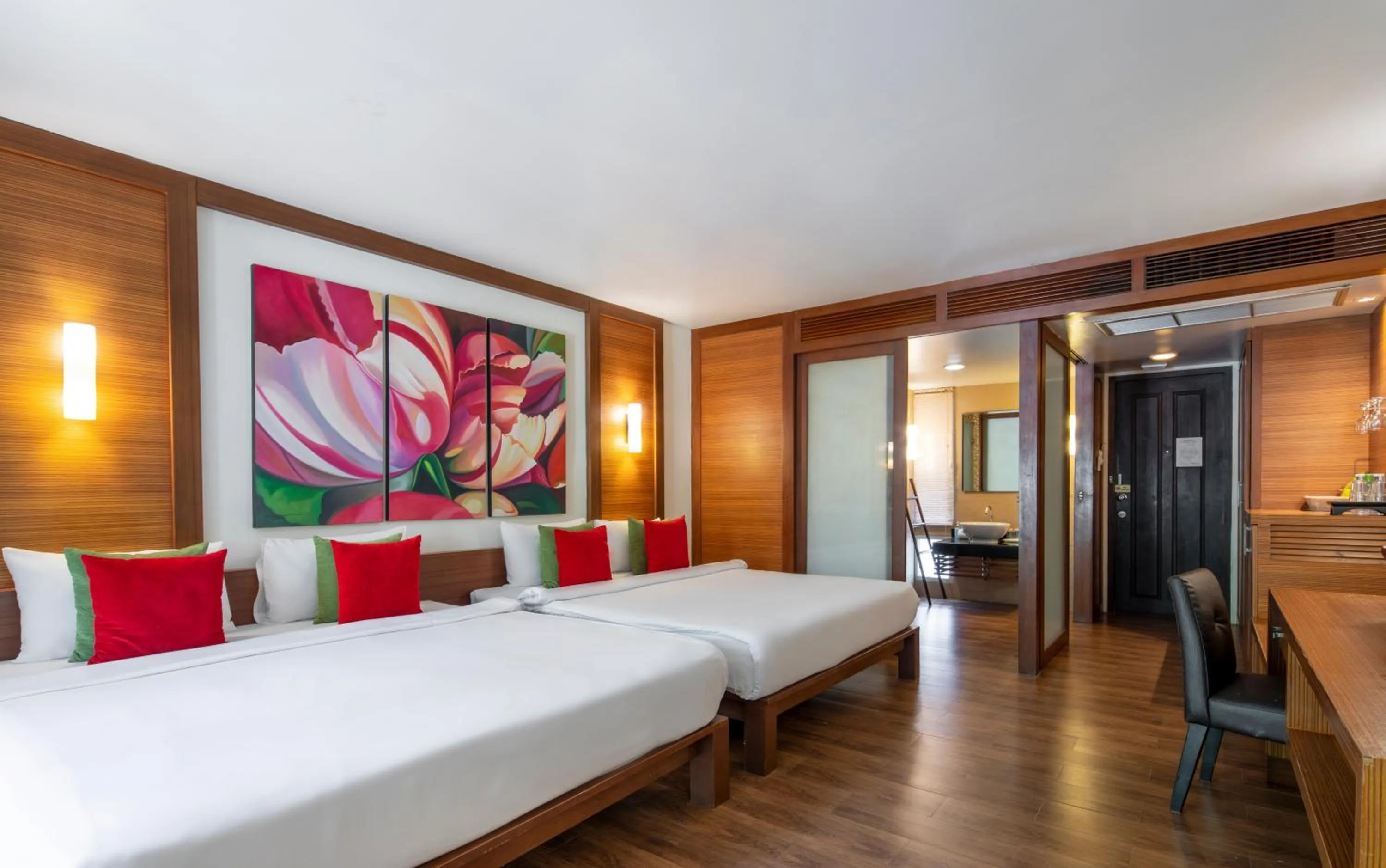 Photo of the whole room, Bed in Samed Pavilion Resort