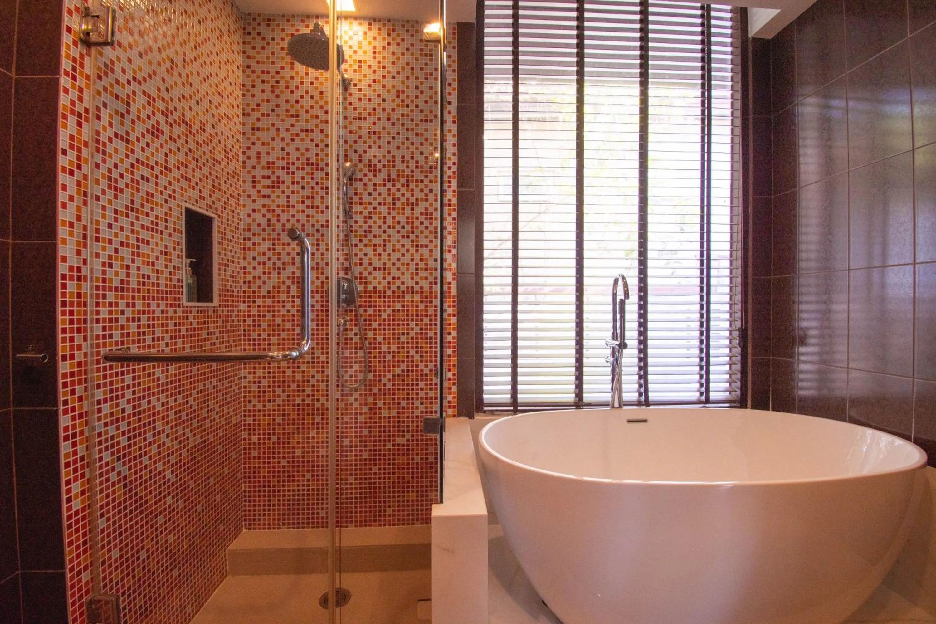 Bathroom in Samed Pavilion Resort