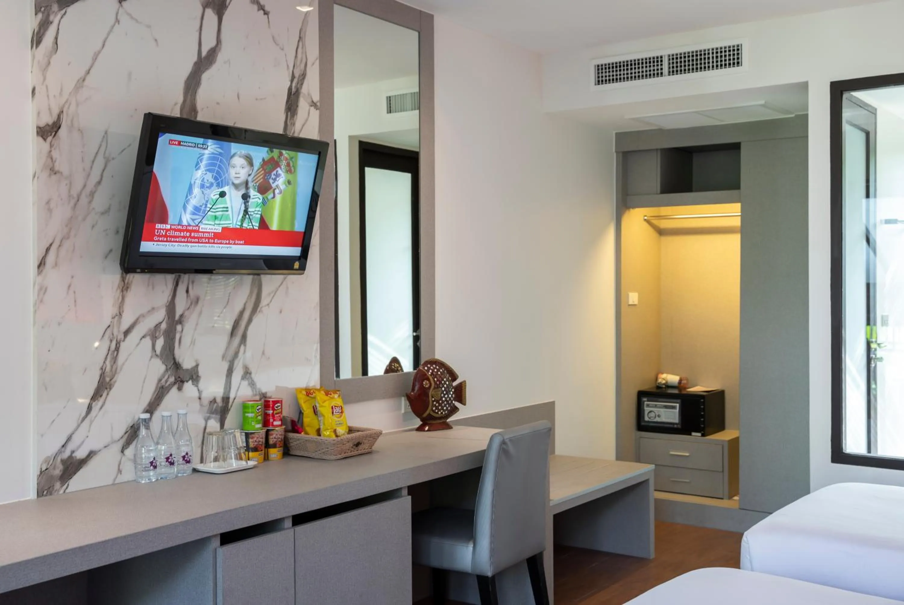 TV and multimedia, Bed in Samed Pavilion Resort