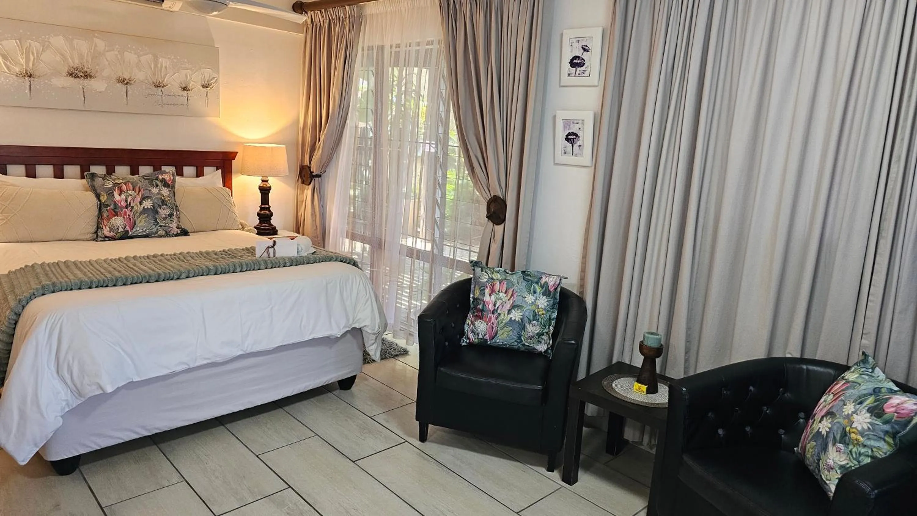 Bedroom, Bed in Ndiza Lodge and Cabanas