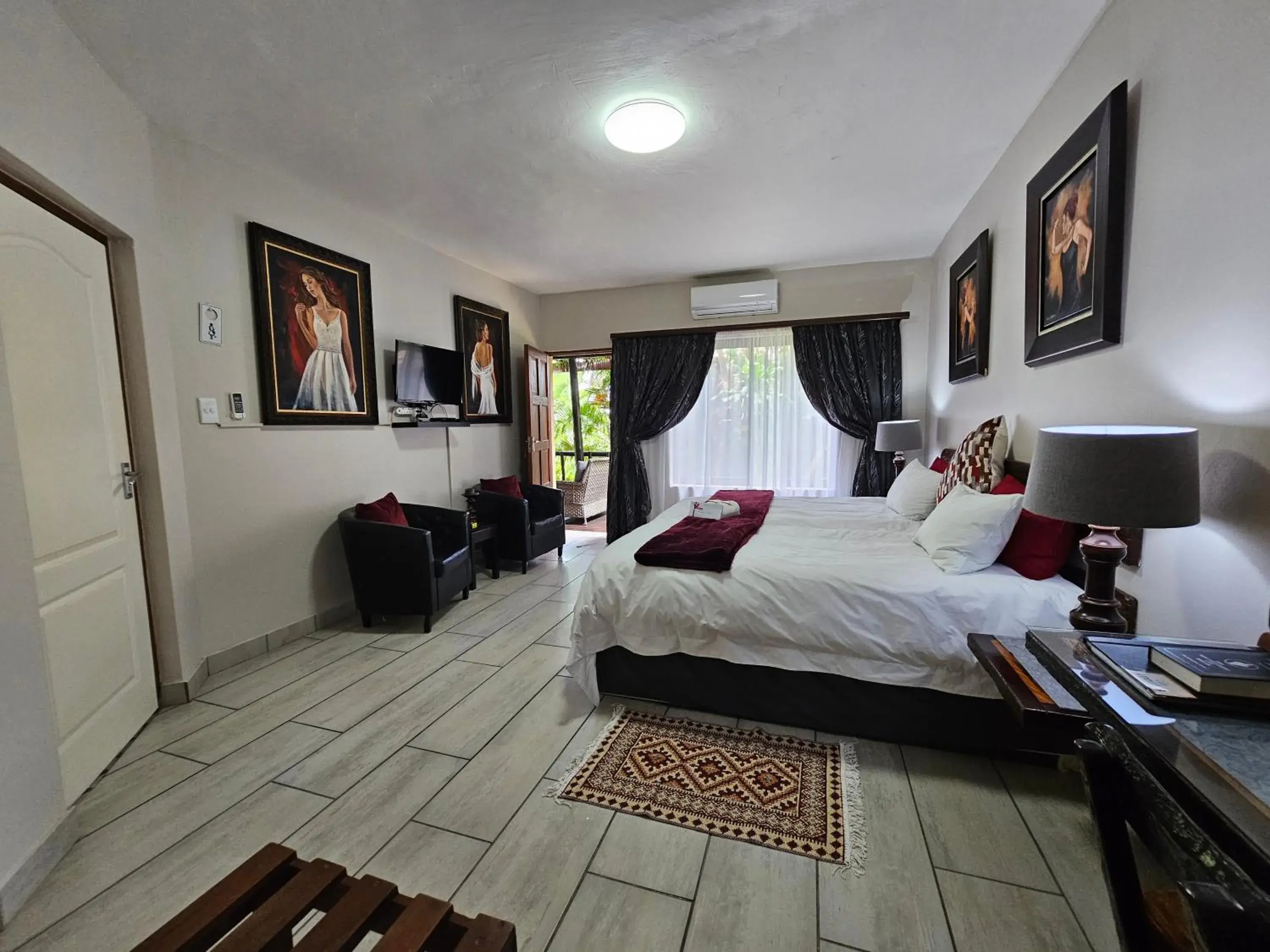 King or Twin Room - single occupancy in Ndiza Lodge and Cabanas King or Twin Room - single occupancy in Ndiza Lodge and Cabanas