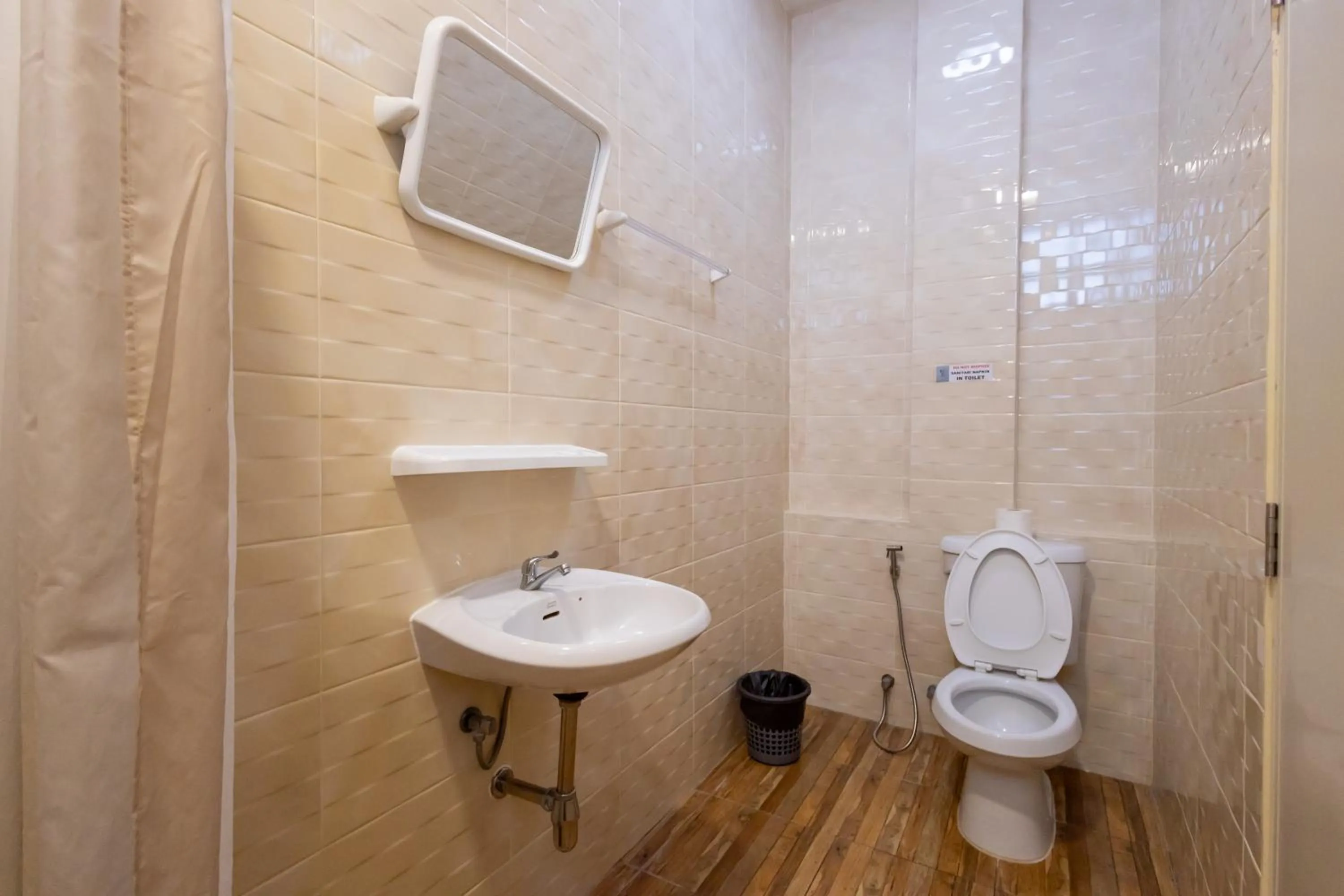 Shower in Penpark Place