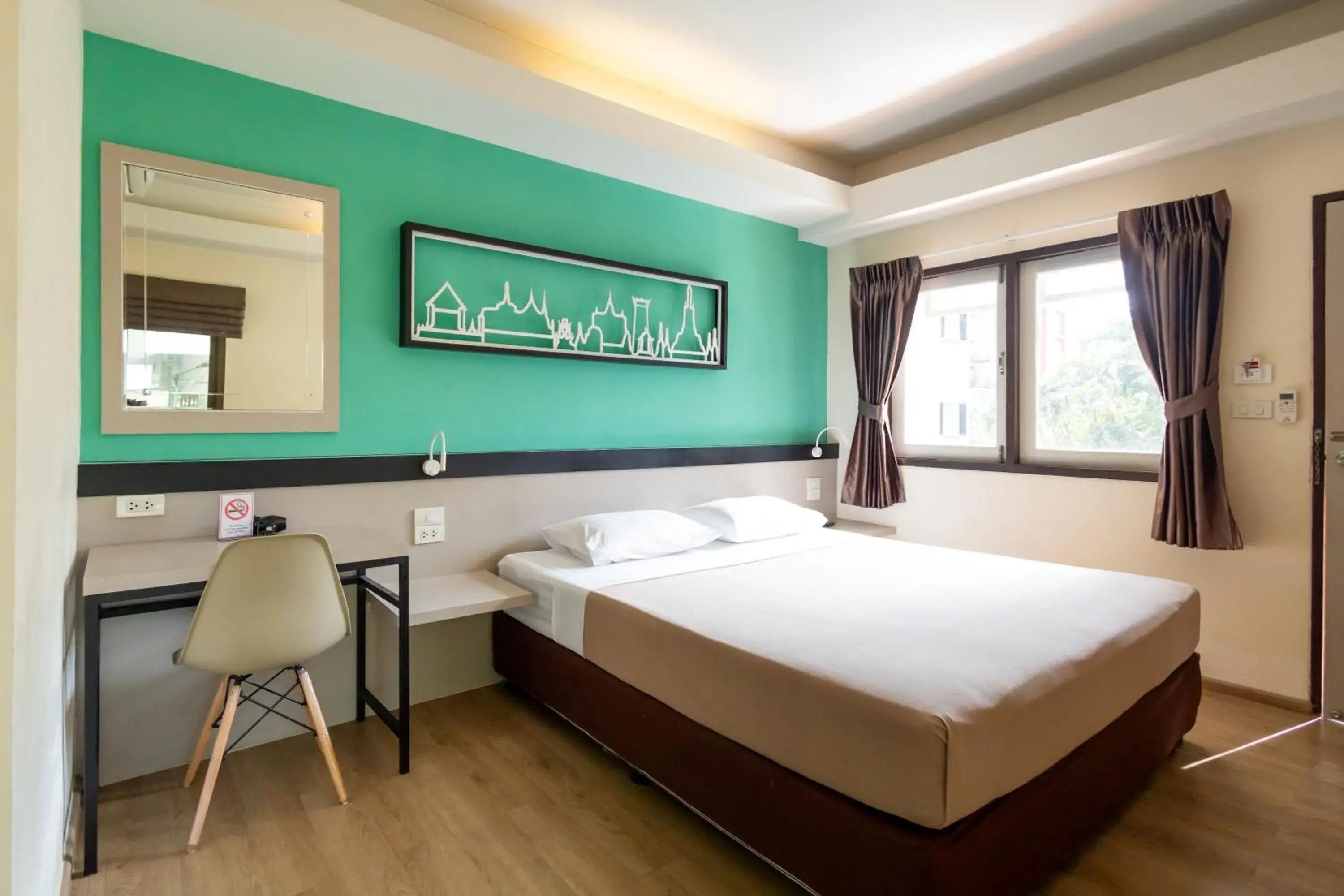 Standard Double Room in Penpark Place Standard Double Room in Penpark Place