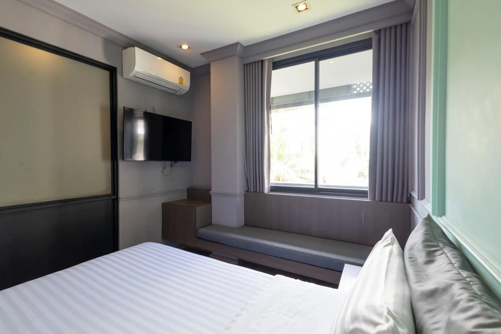 Bedroom, Bed in Penpark Place