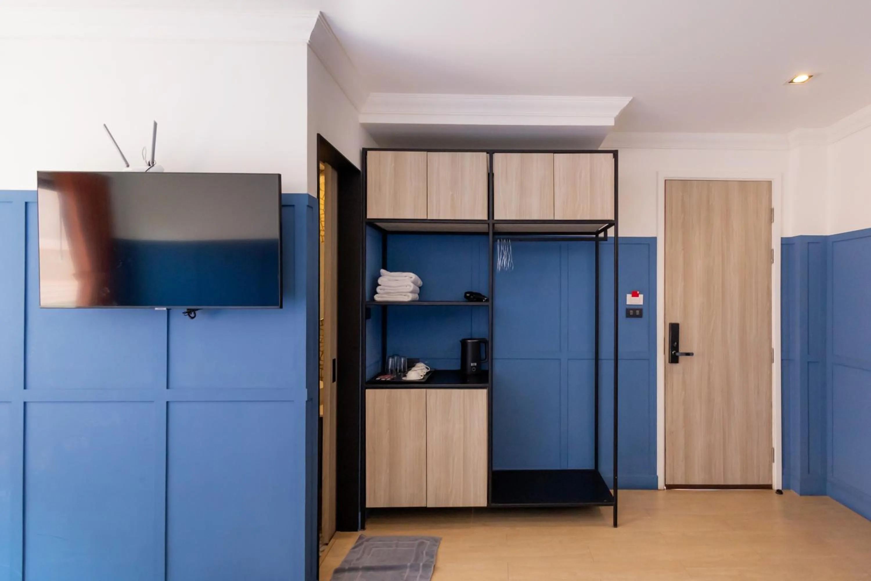 Coffee/tea facilities in Penpark Place