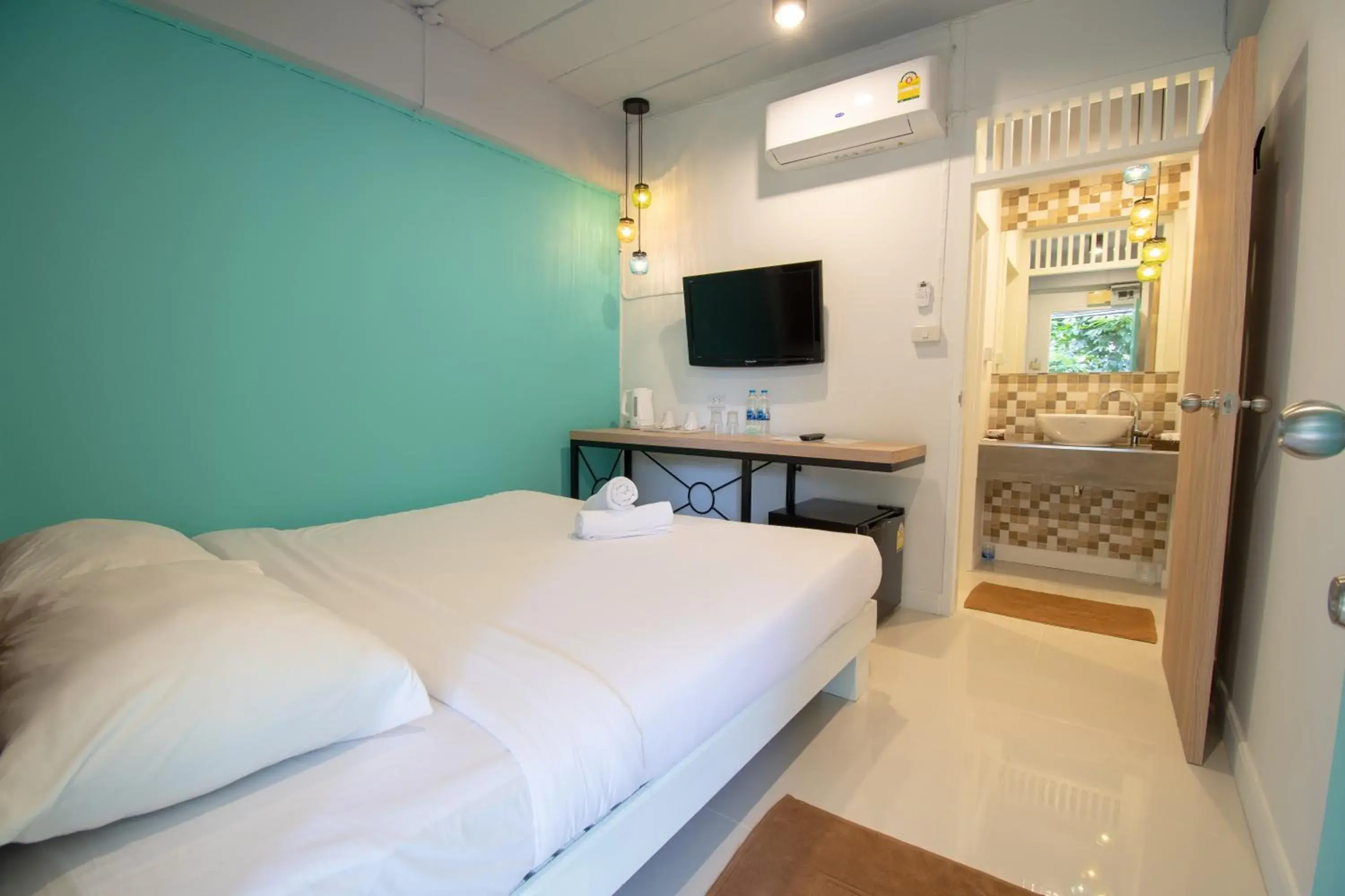 Bedroom, Bed in Lazy Sandals Bedroom, Bed in Lazy Sandals