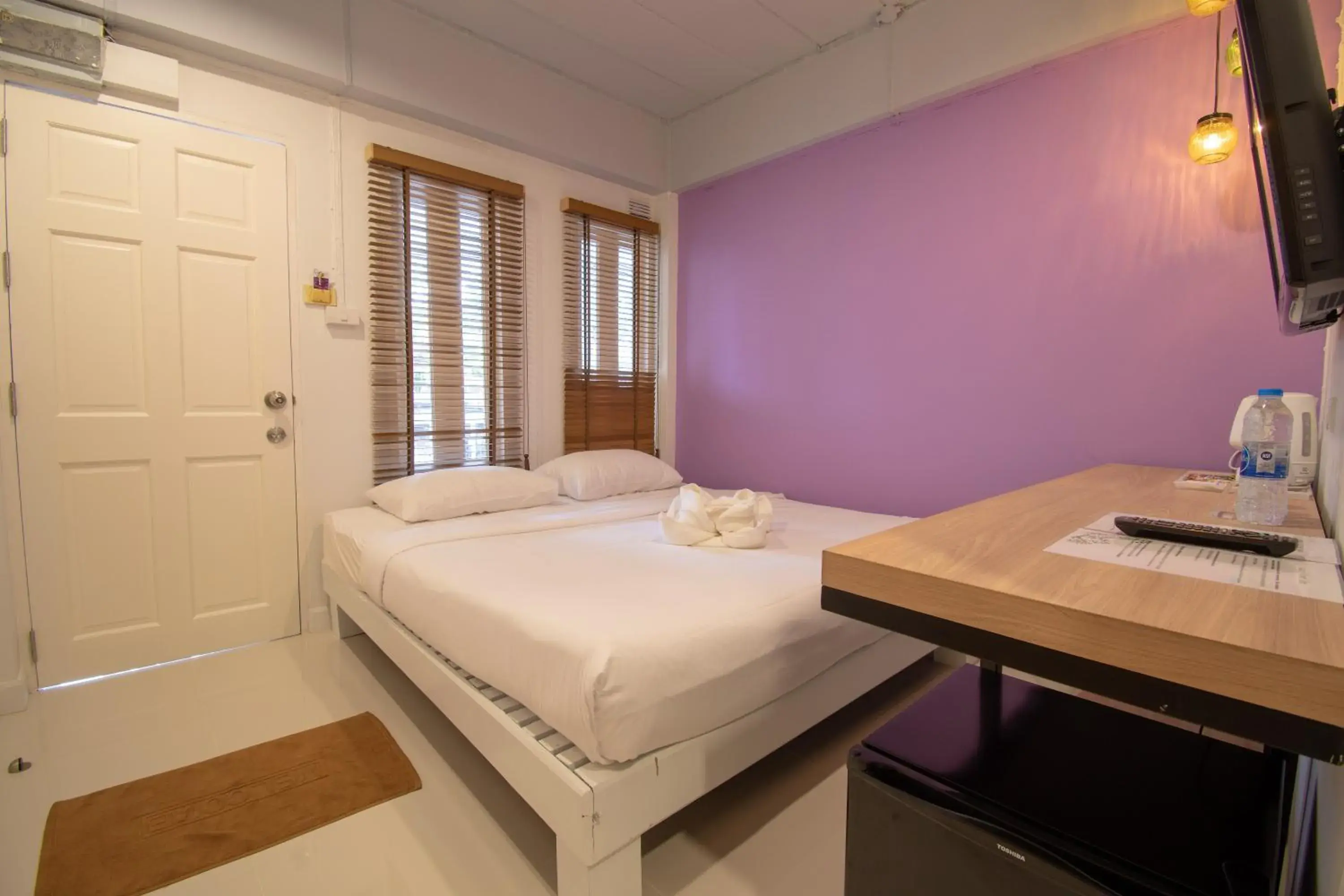 Bedroom, Bed in Lazy Sandals Bedroom, Bed in Lazy Sandals