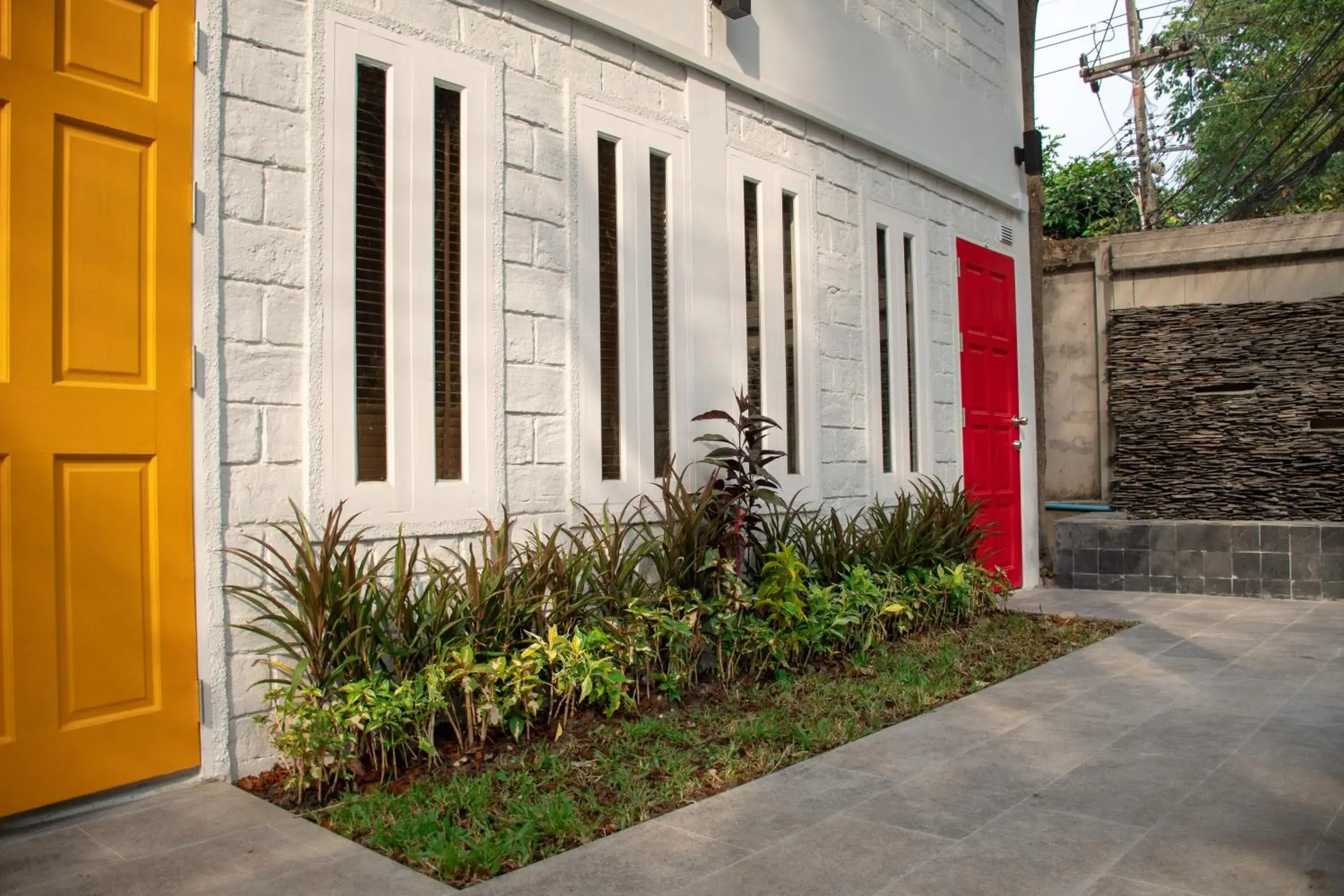 Property building in Lazy Sandals Property building in Lazy Sandals