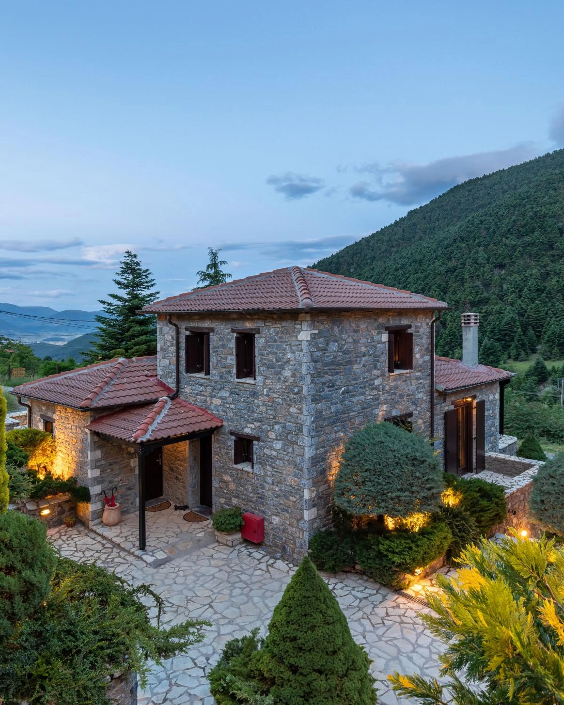 Property building in Ostra Menalon Luxury Suites