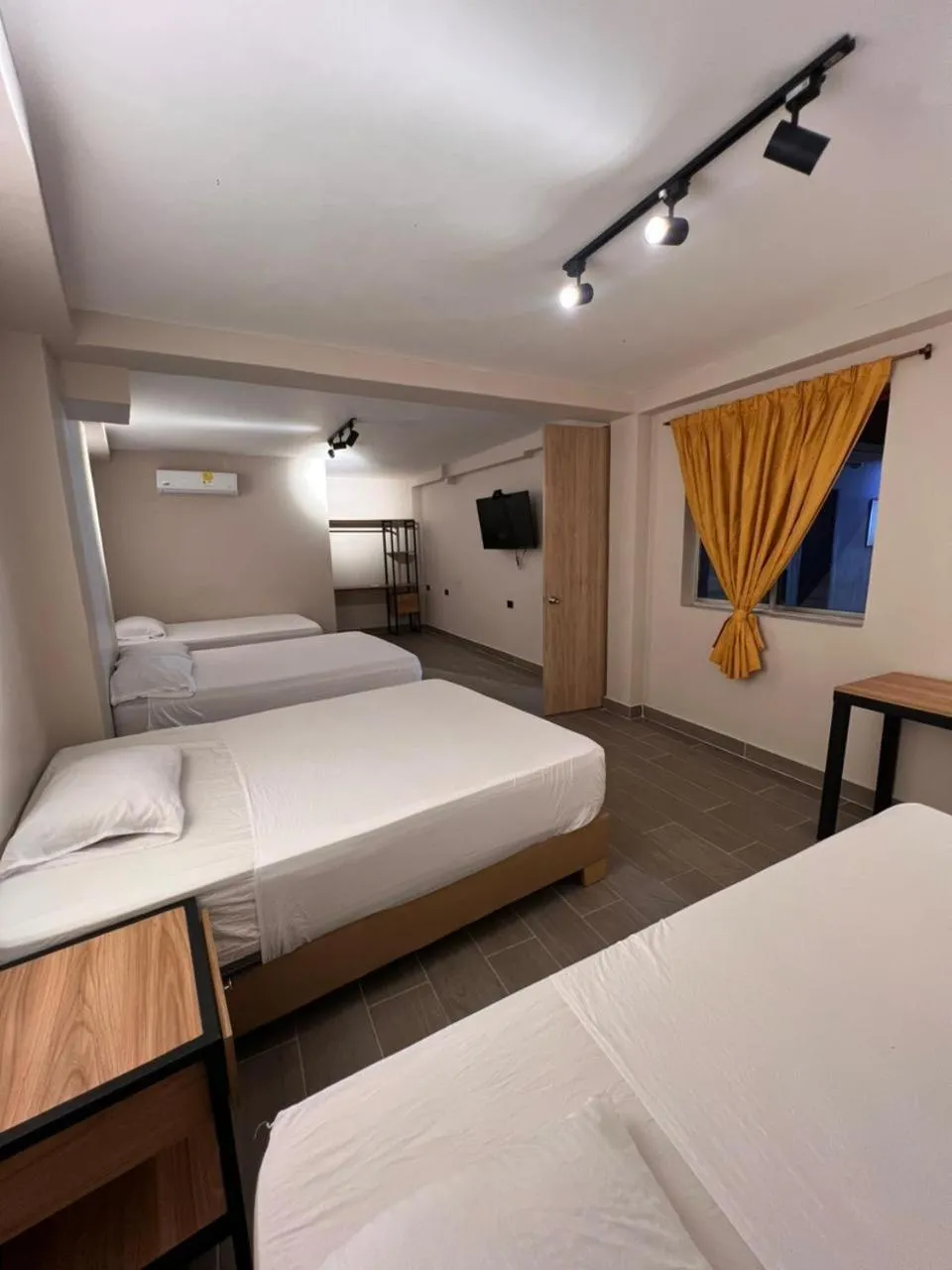 Photo of the whole room in Hotel Gran Imperio