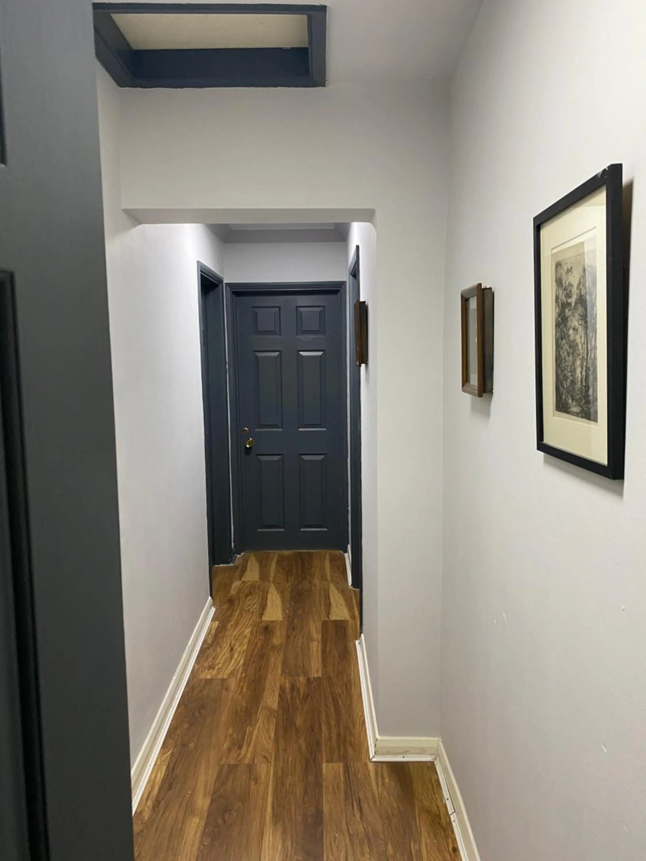 wardrobe in Hollybush Guest House