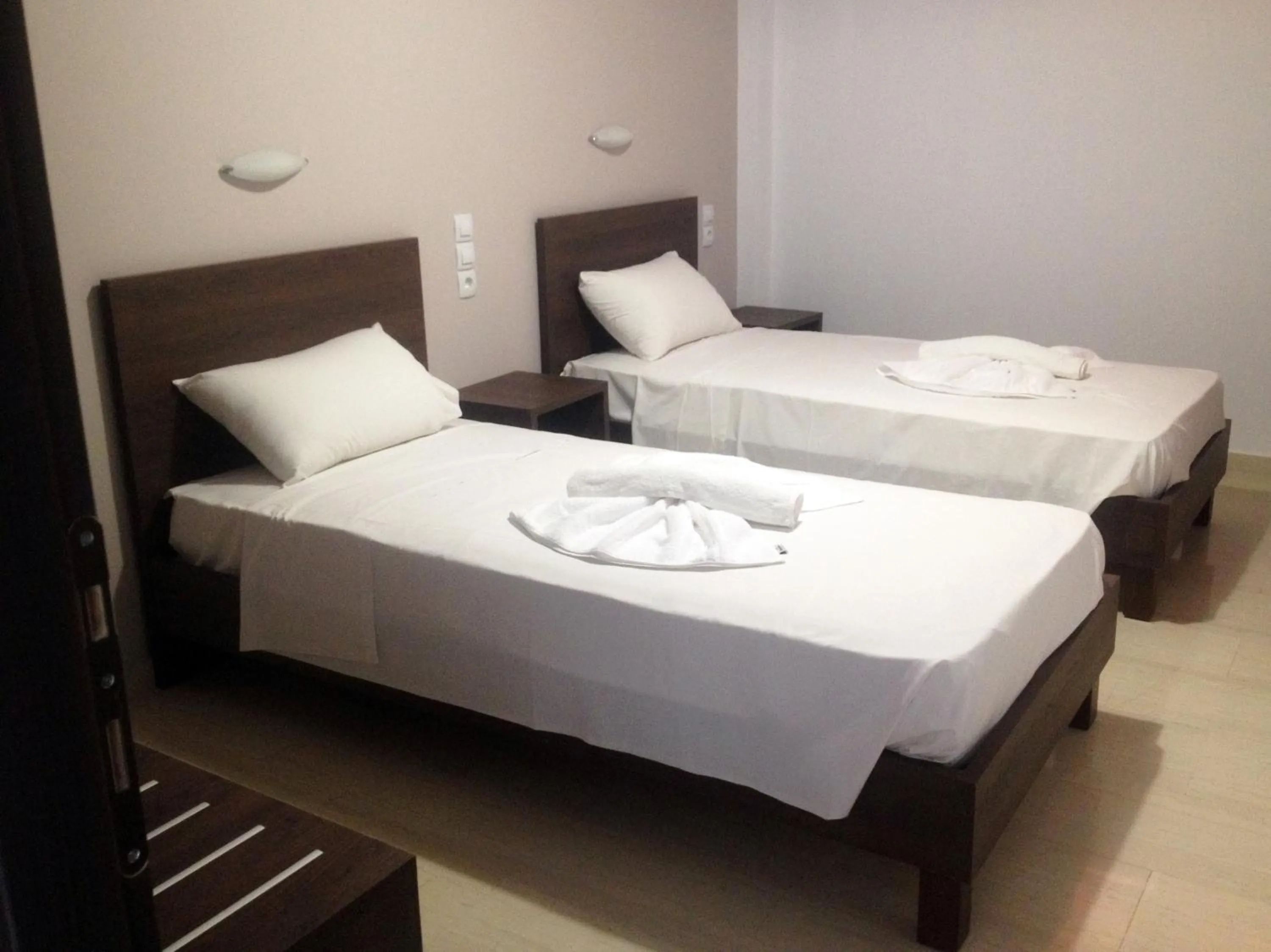 Bedroom, Bed in Hotel Thisvi