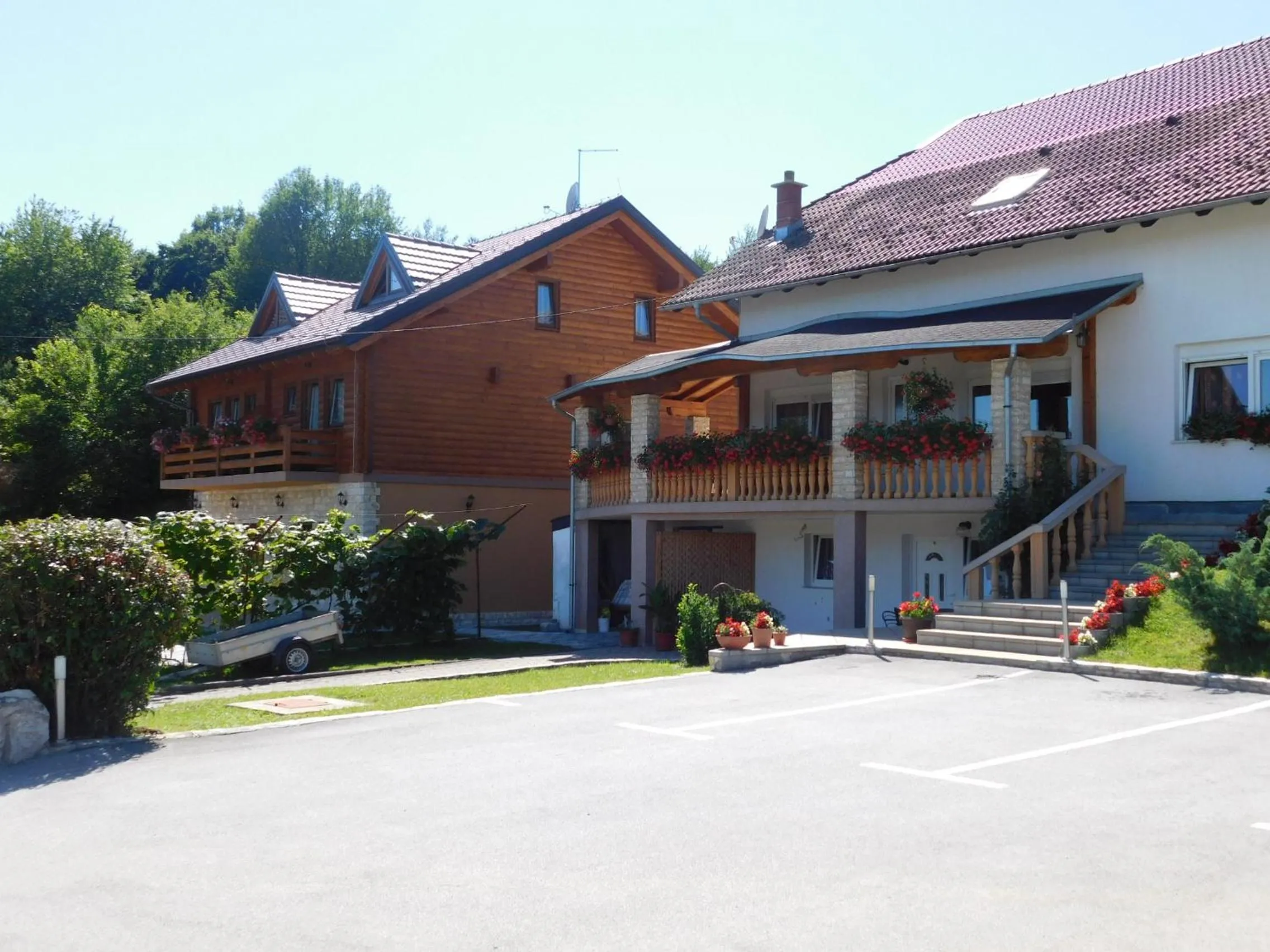 Facade/entrance in Guesthouse Sara