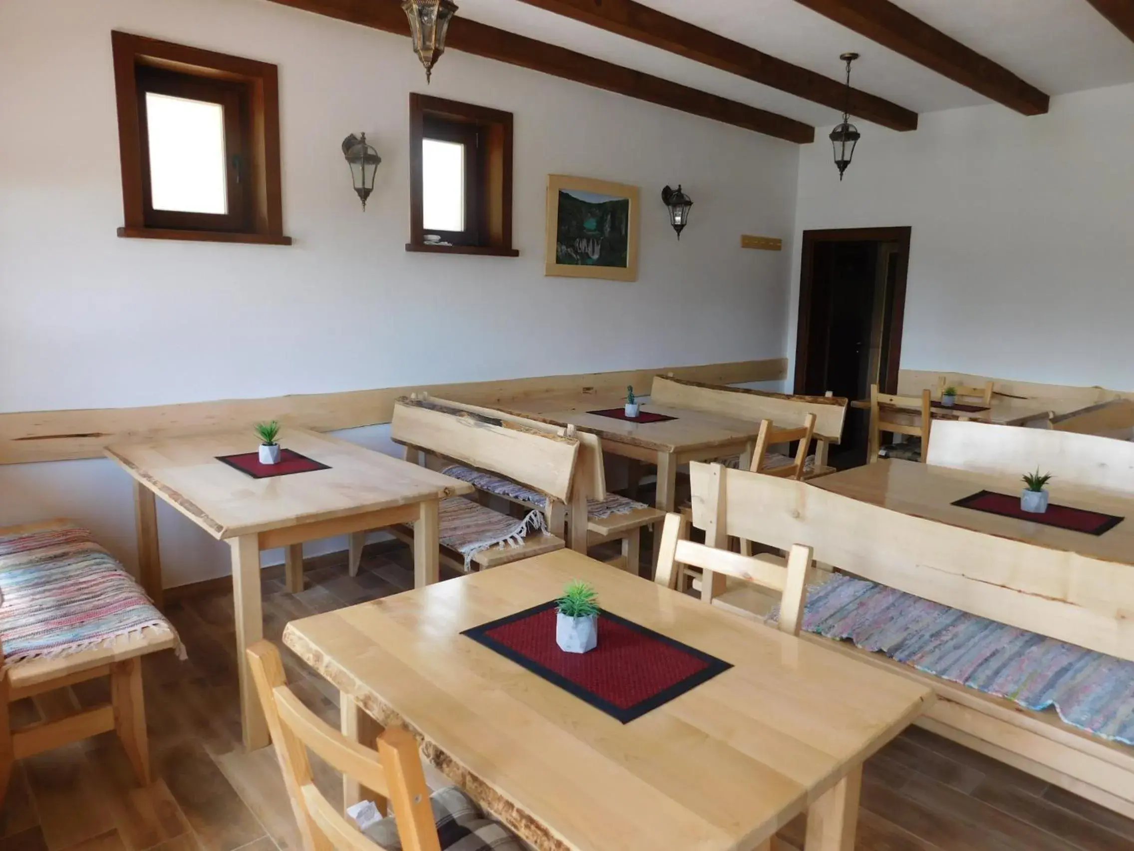 Restaurant/places to eat in Guesthouse Sara Restaurant/places to eat in Guesthouse Sara