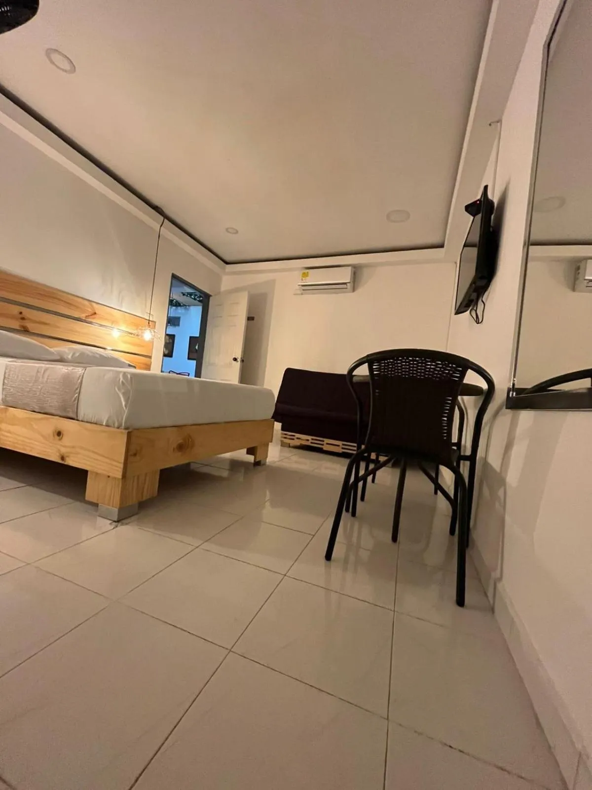 Bed in Hotel 42 Avenida