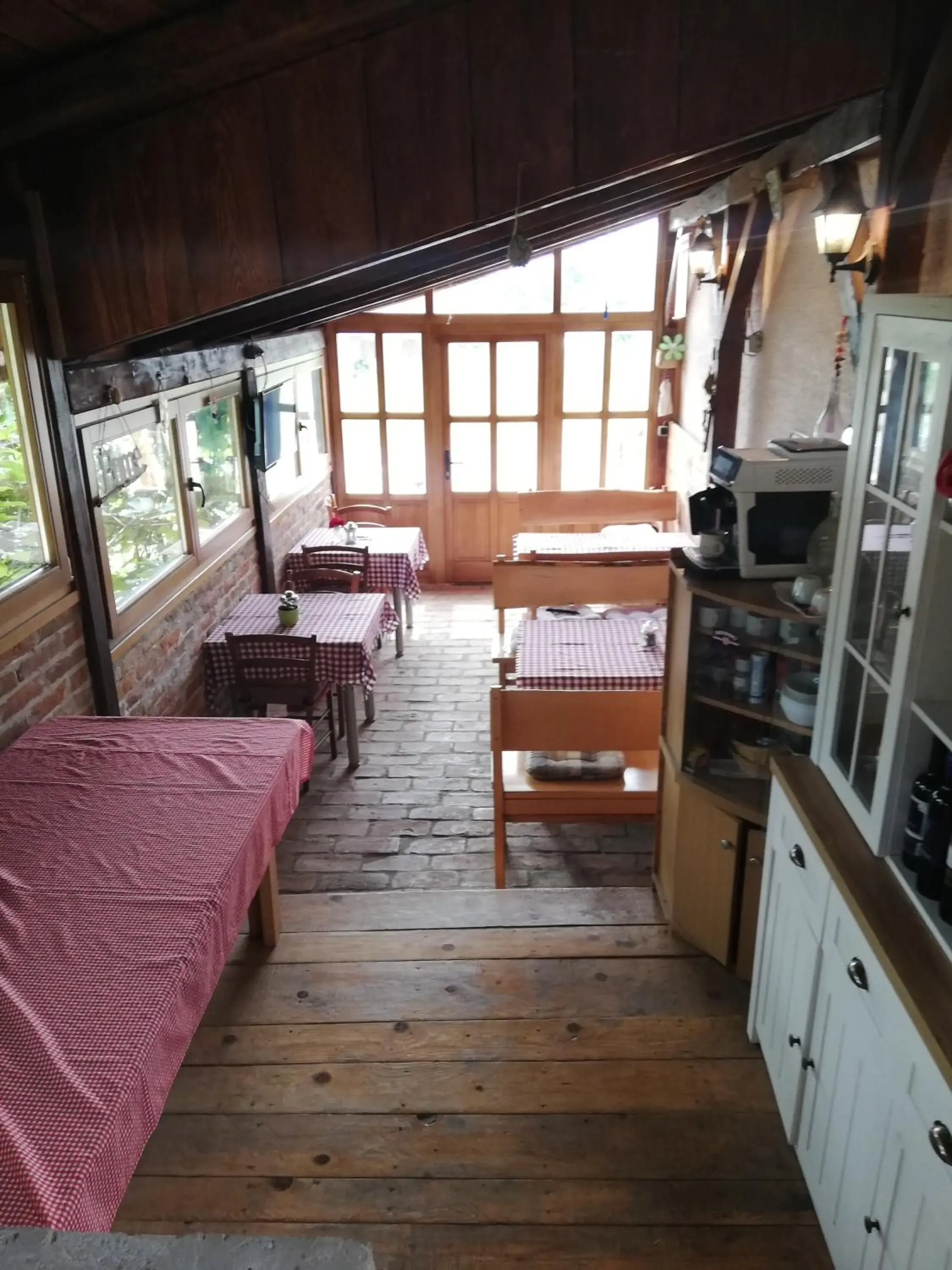 Restaurant/places to eat, Bed in Apartments Kristic Restaurant/places to eat, Bed in Apartments Kristic