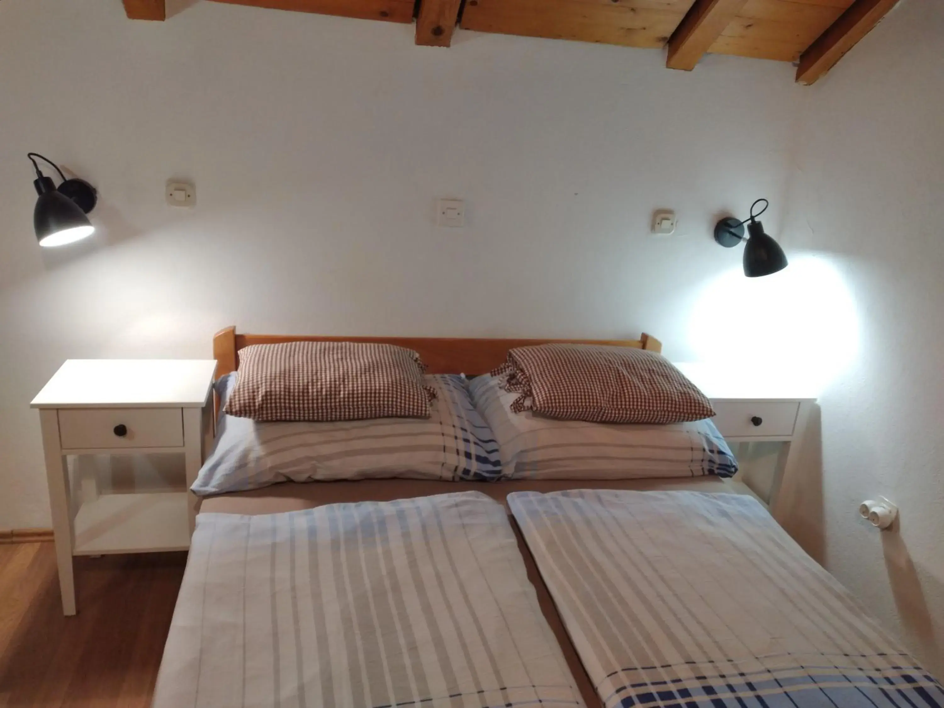 Bed in Apartments Kristic Bed in Apartments Kristic