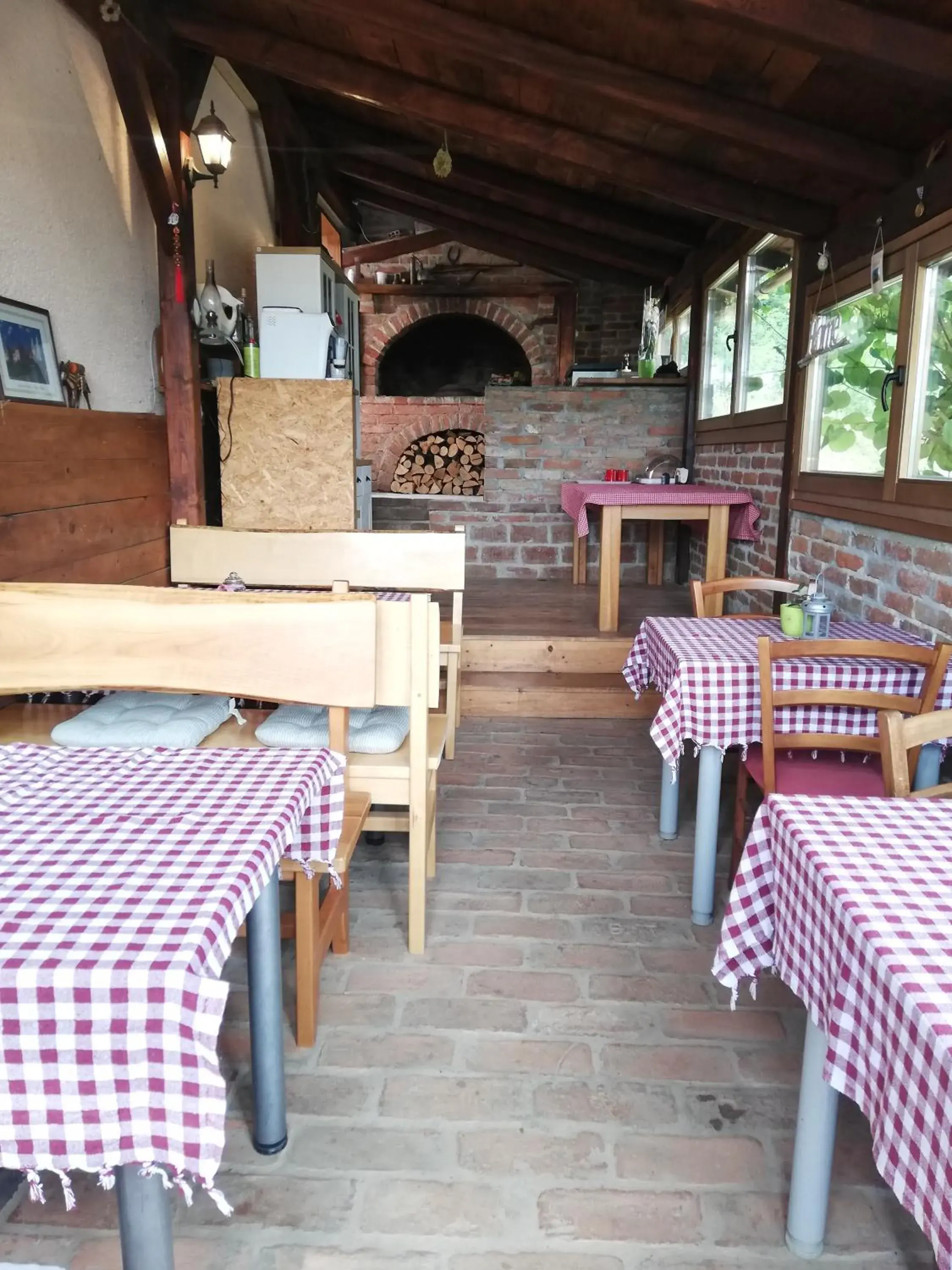 Restaurant/places to eat in Apartments Kristic Restaurant/places to eat in Apartments Kristic