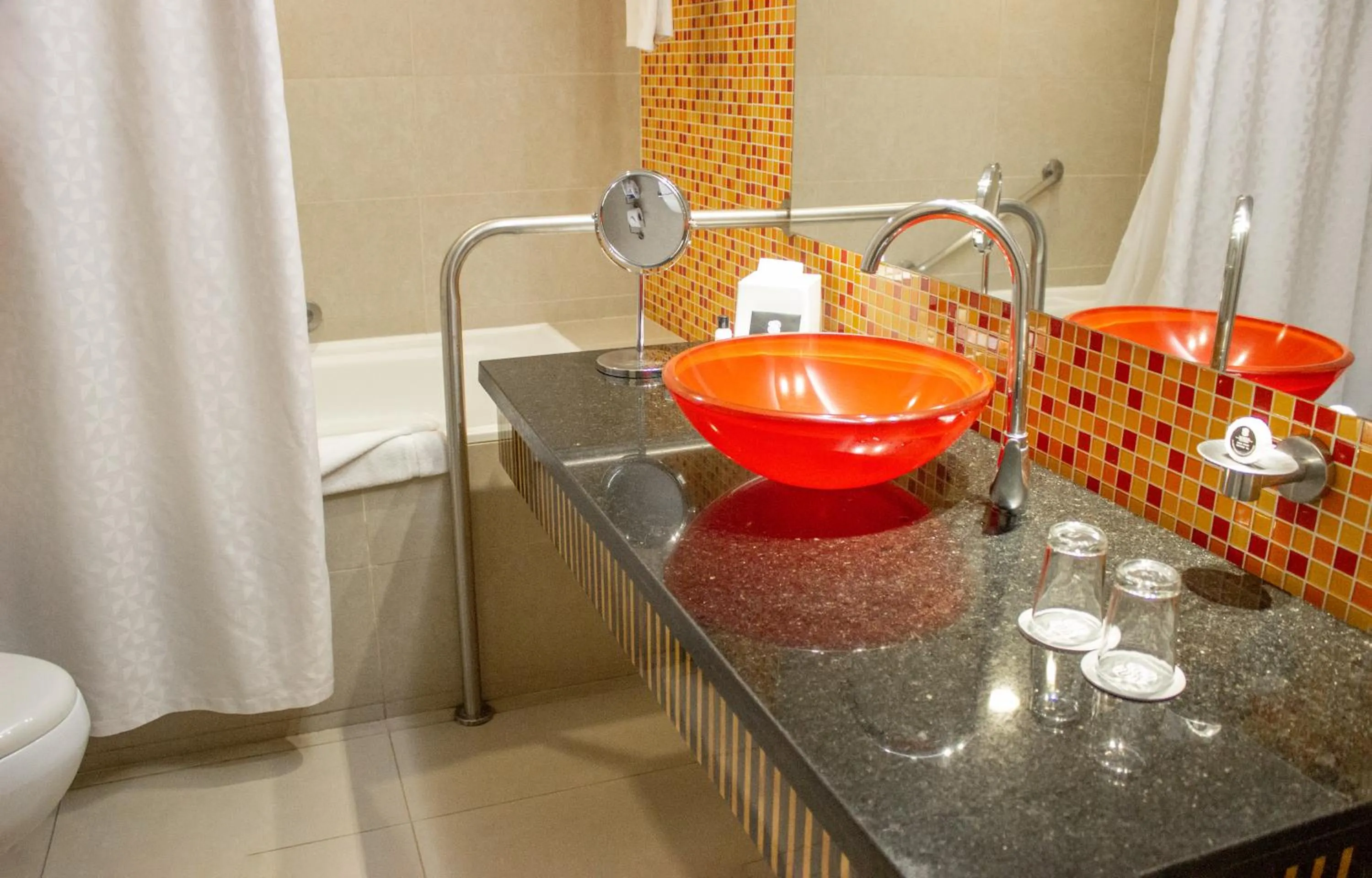 Bathroom in Sonesta Hotel Cali