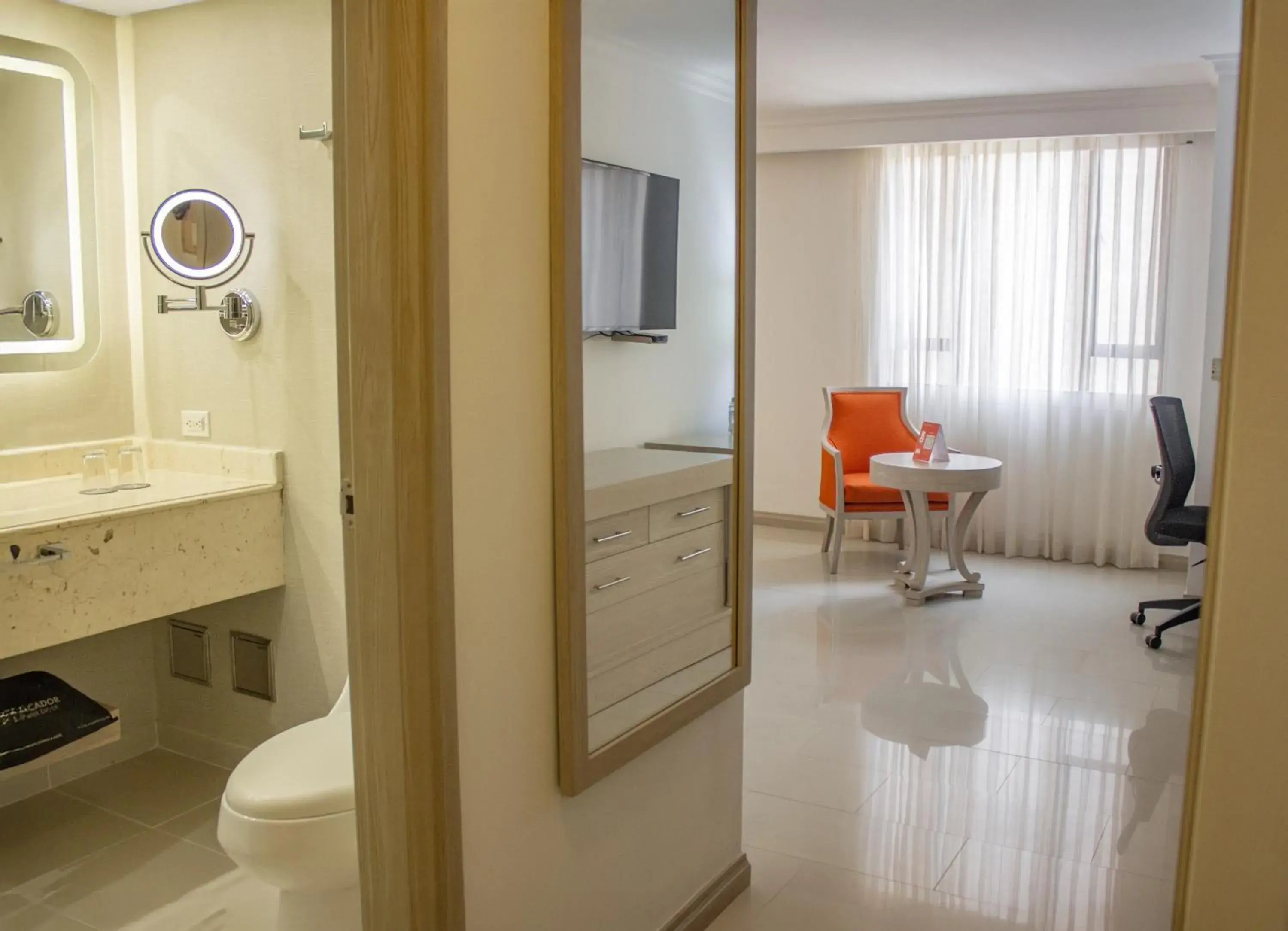 Bathroom in Sonesta Hotel Cali Bathroom in Sonesta Hotel Cali