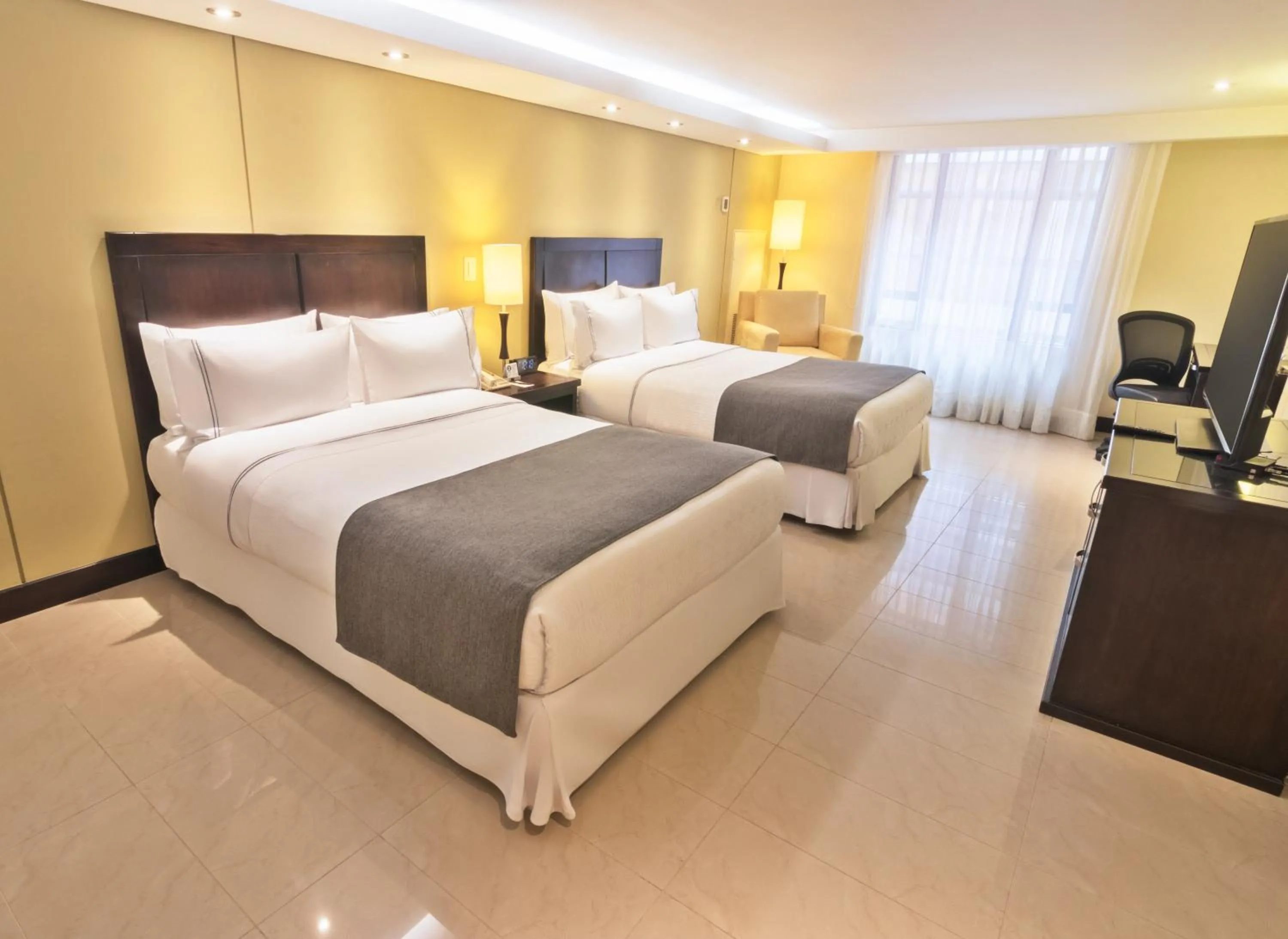 Bed in Sonesta Hotel Cali