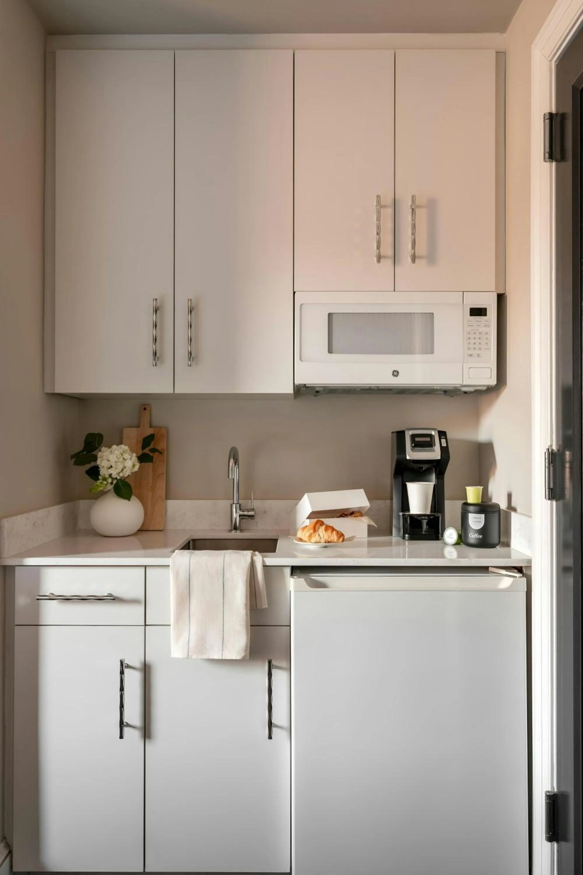 Bedroom in No. 284 Back Bay Hotel, Sonder by Marriott Bonvoy