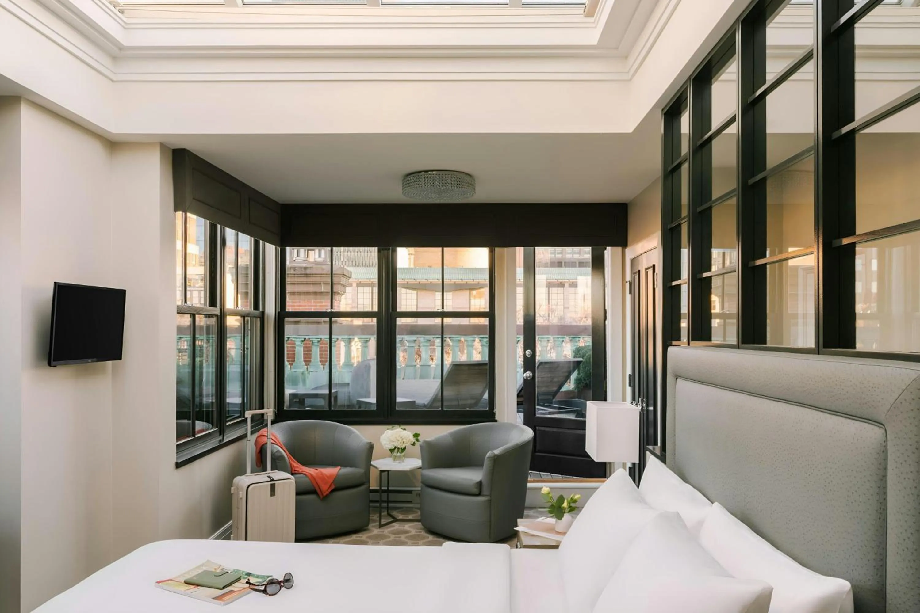 Bedroom in No. 284 Back Bay Hotel, Sonder by Marriott Bonvoy