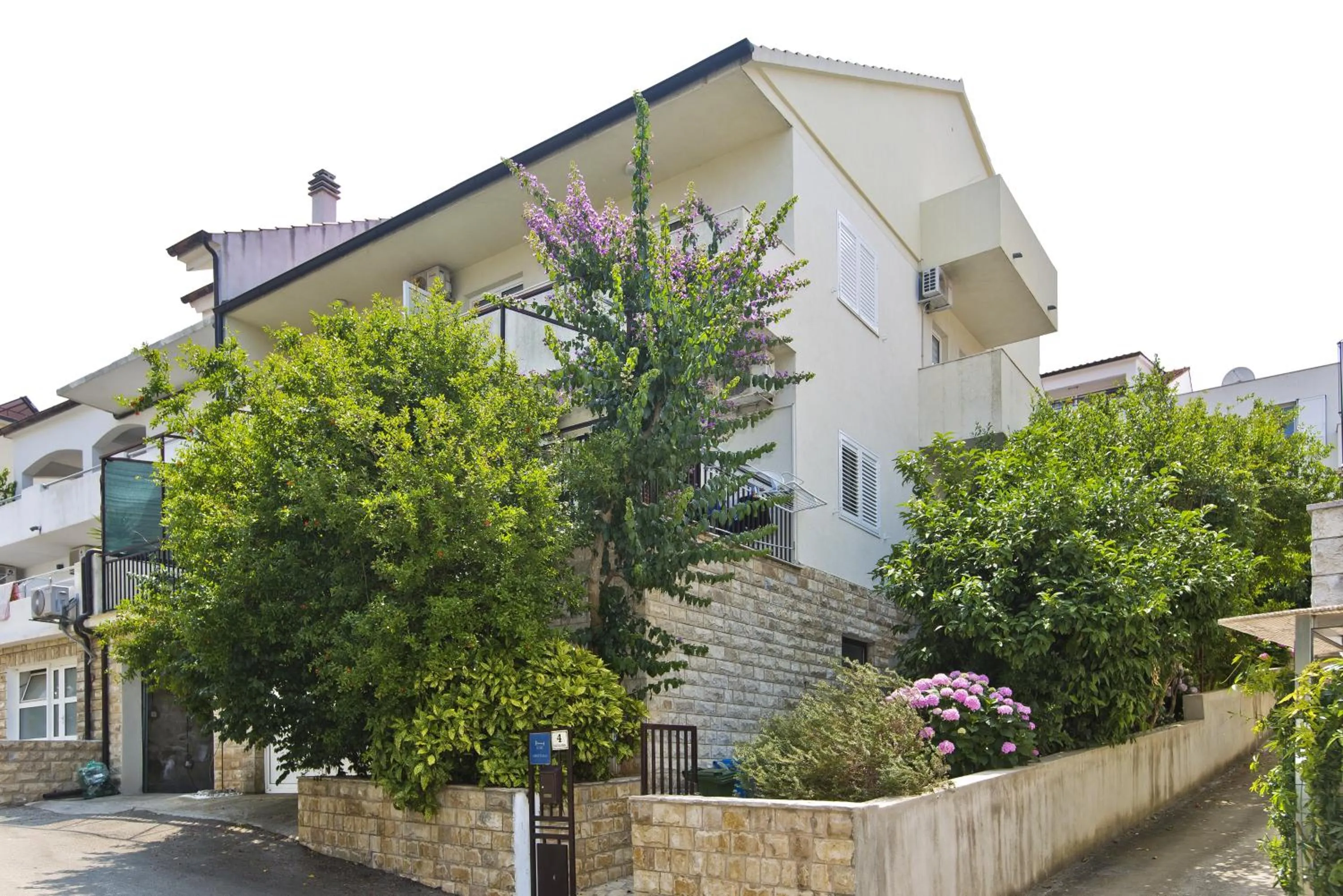 Apartments and Rooms Zvjezdana