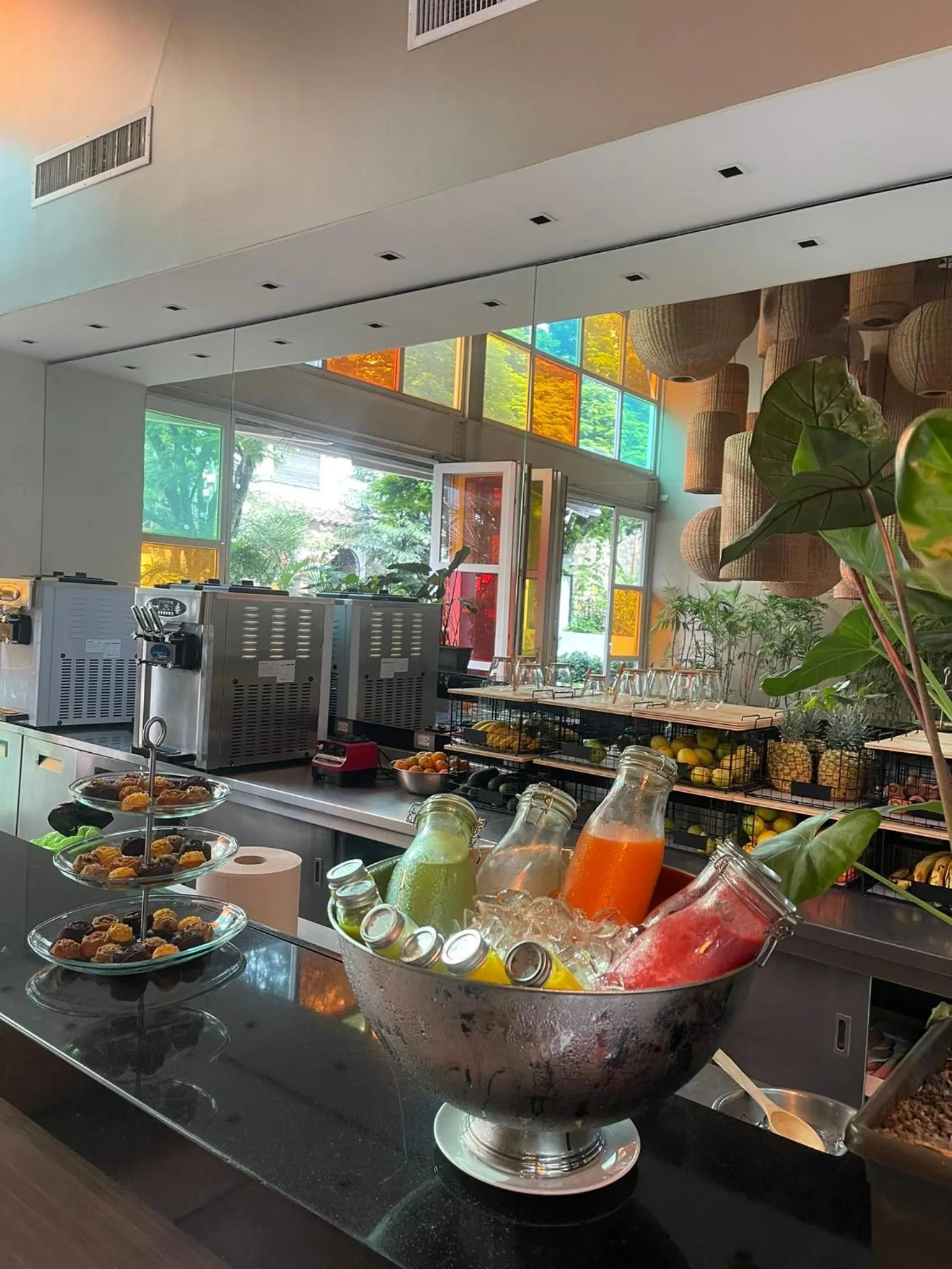 Breakfast in Now Hotel Cali