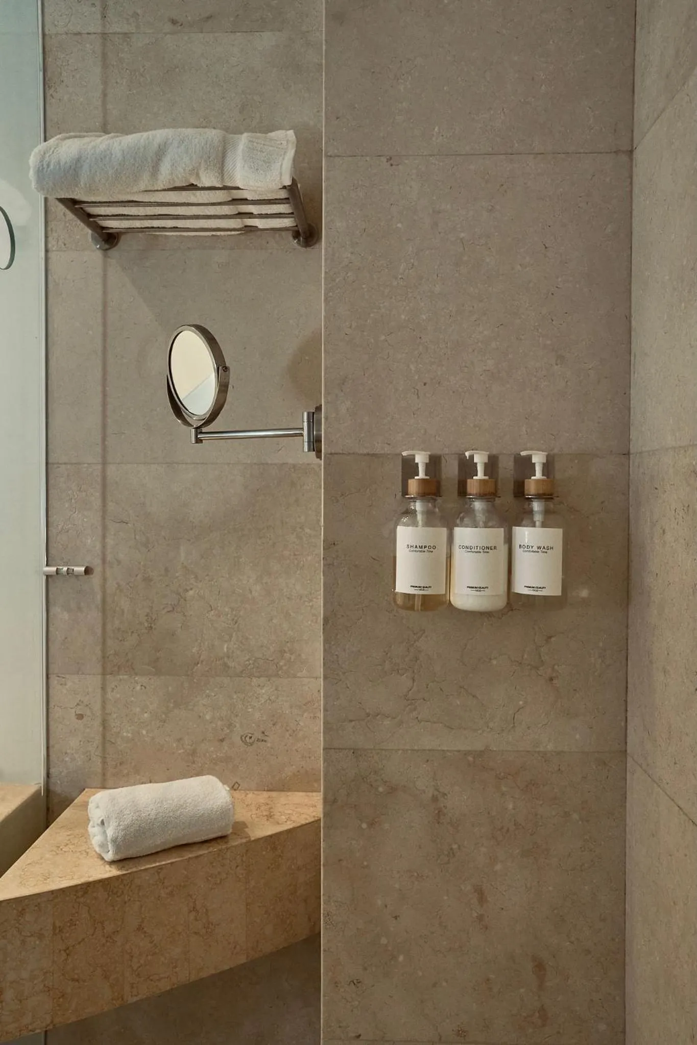 Bathroom in Now Hotel Cali