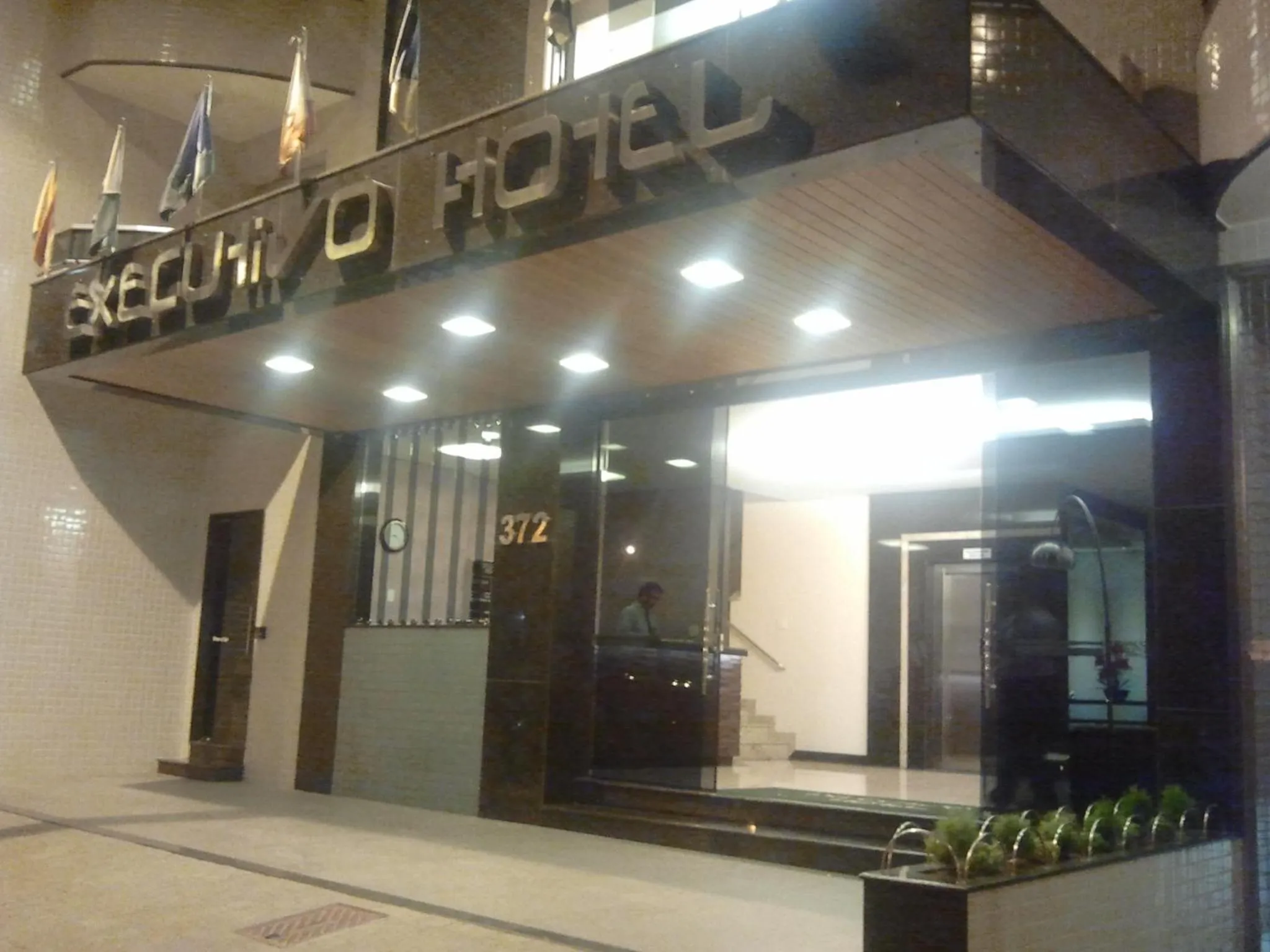 Facade/entrance in Executivo Hotel