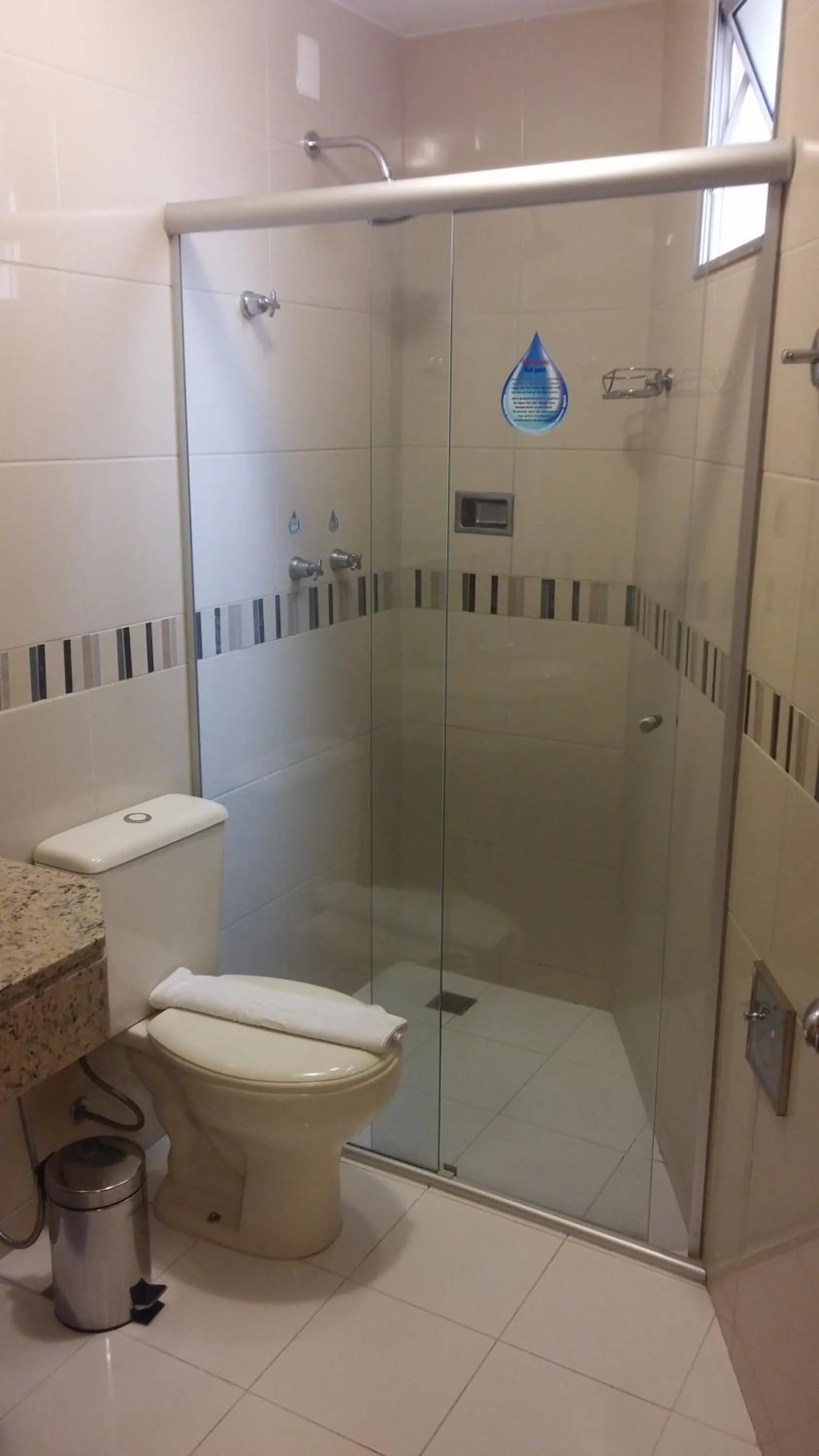 Bathroom in Executivo Hotel